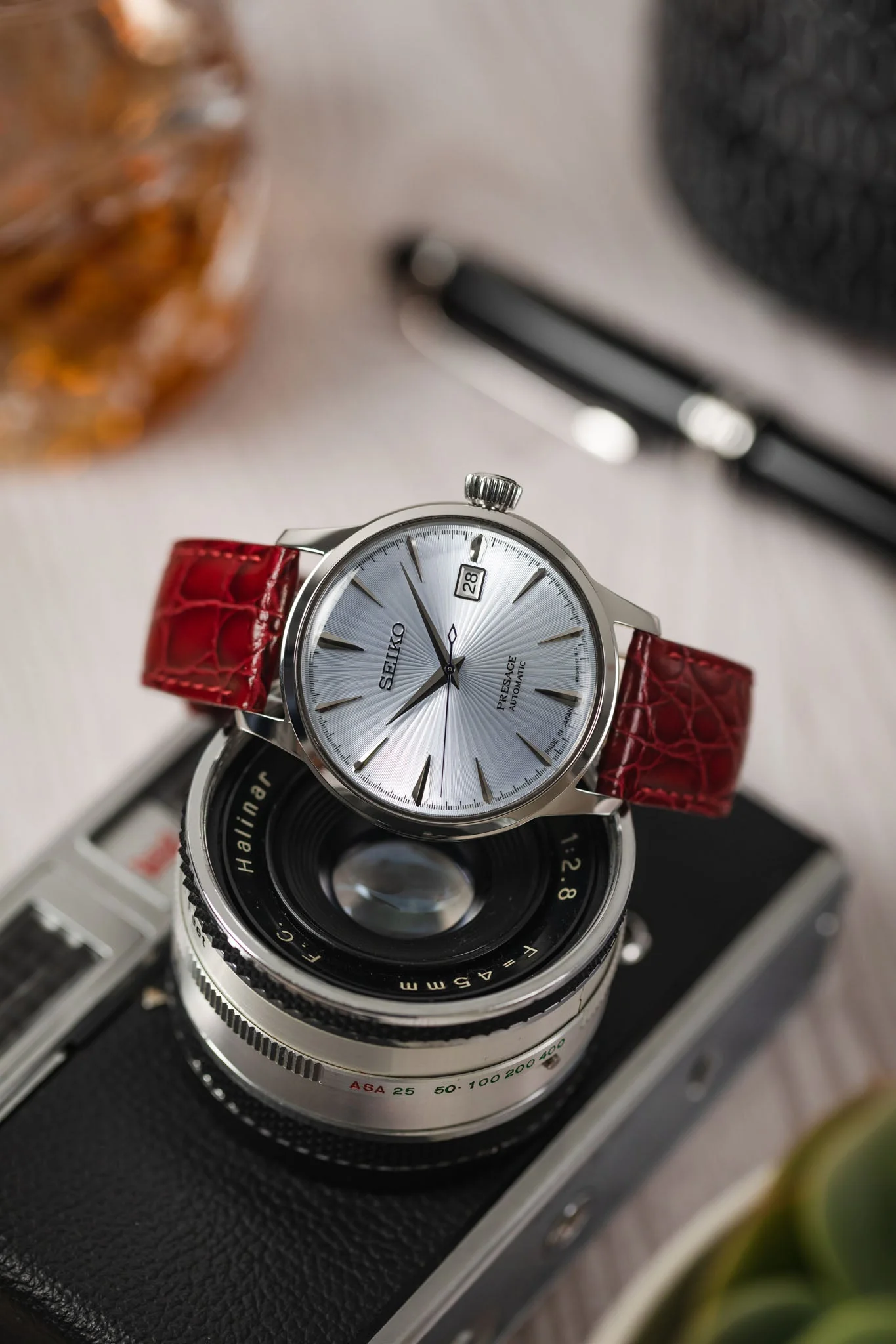 Hirsch CROCOGRAIN NQR Crocodile Embossed Leather Watch Strap in BURGUNDY - Image 4