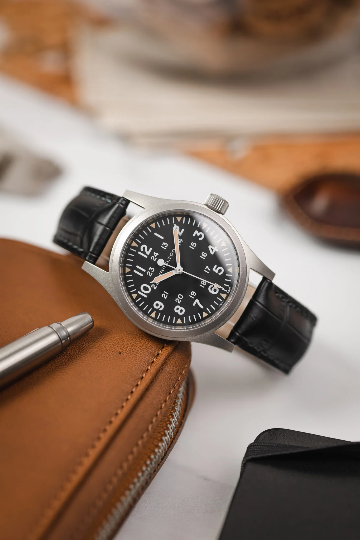 Hirsch DUKE Black Quick-Release Alligator Embossed Leather Watch Strap - Image 4