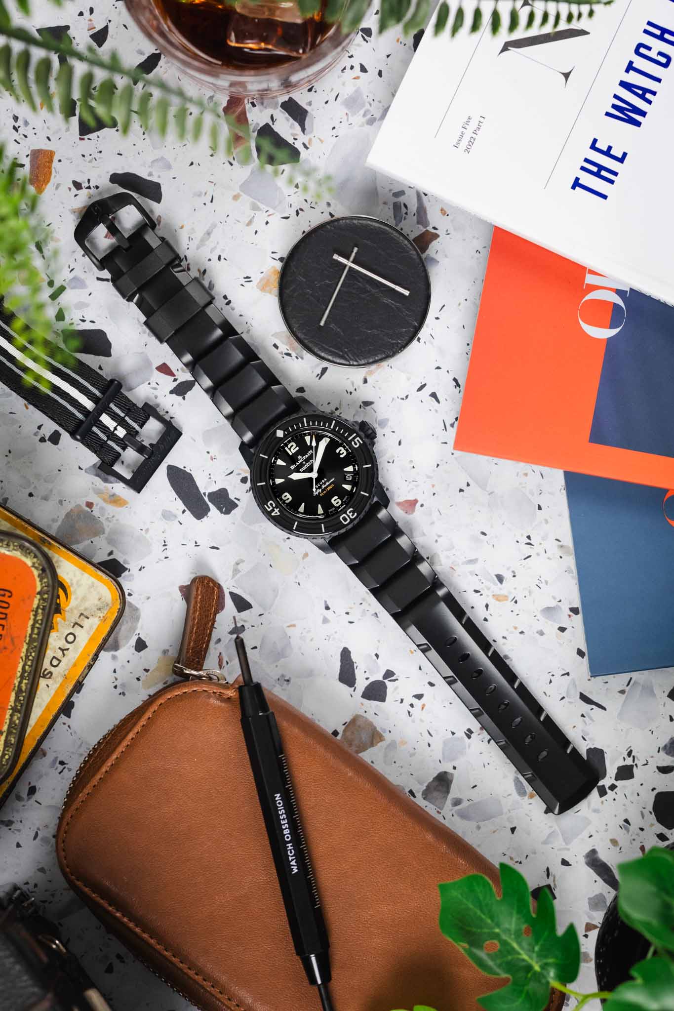 Hirsch EXTREME Natural Rubber Watch Strap in BLACK - Image 11