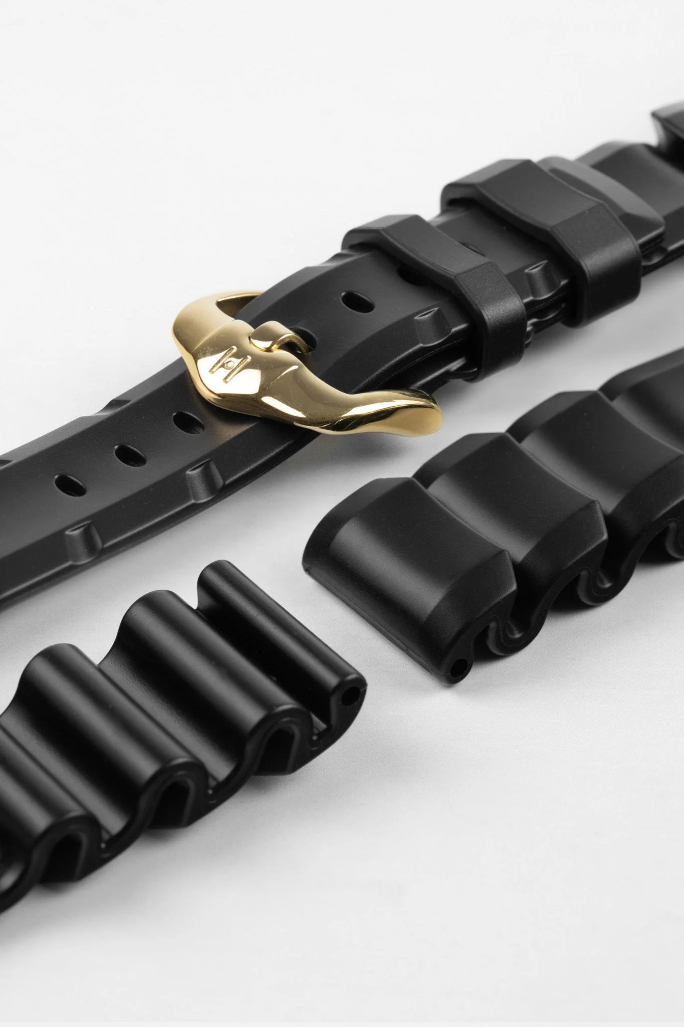 Hirsch EXTREME Natural Rubber Watch Strap in BLACK - Image 8
