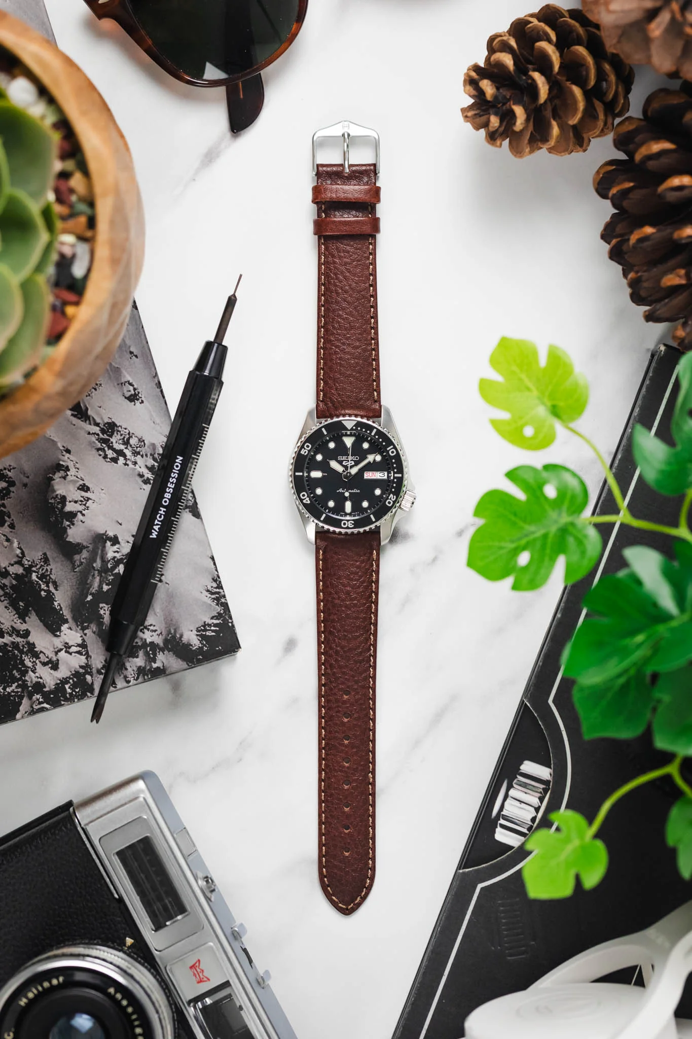 Hirsch FOREST Buffalo Watch Strap in BROWN - Image 11