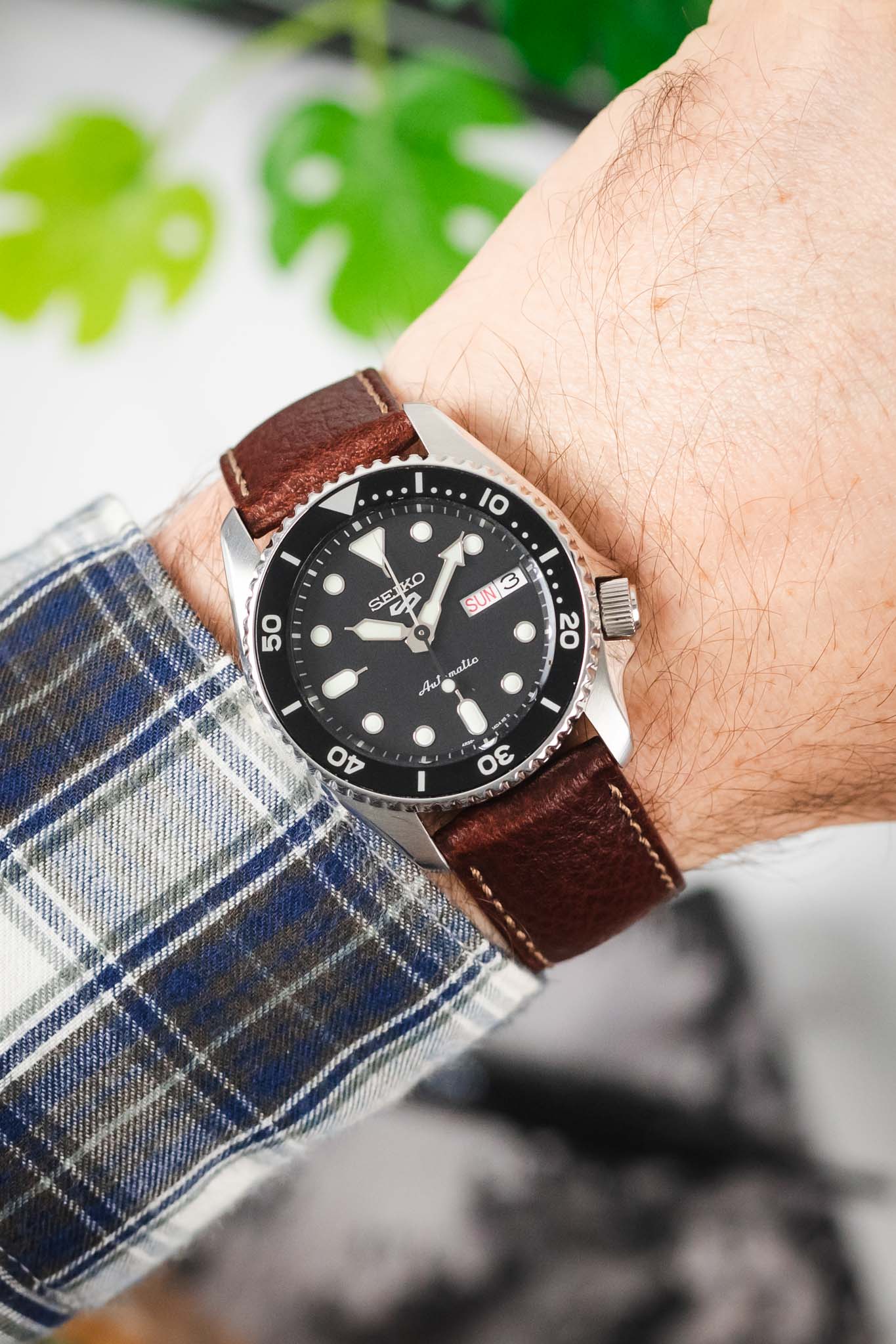 Hirsch FOREST Buffalo Watch Strap in BROWN - Image 2