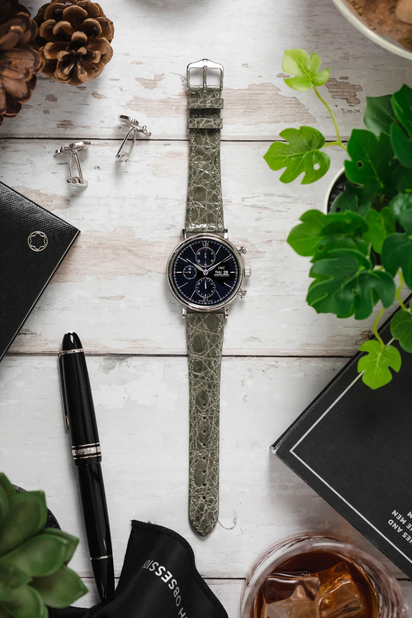 Hirsch GENUINE CROCO Shiny Crocodile Leather Watch Strap in GREY - Image 6