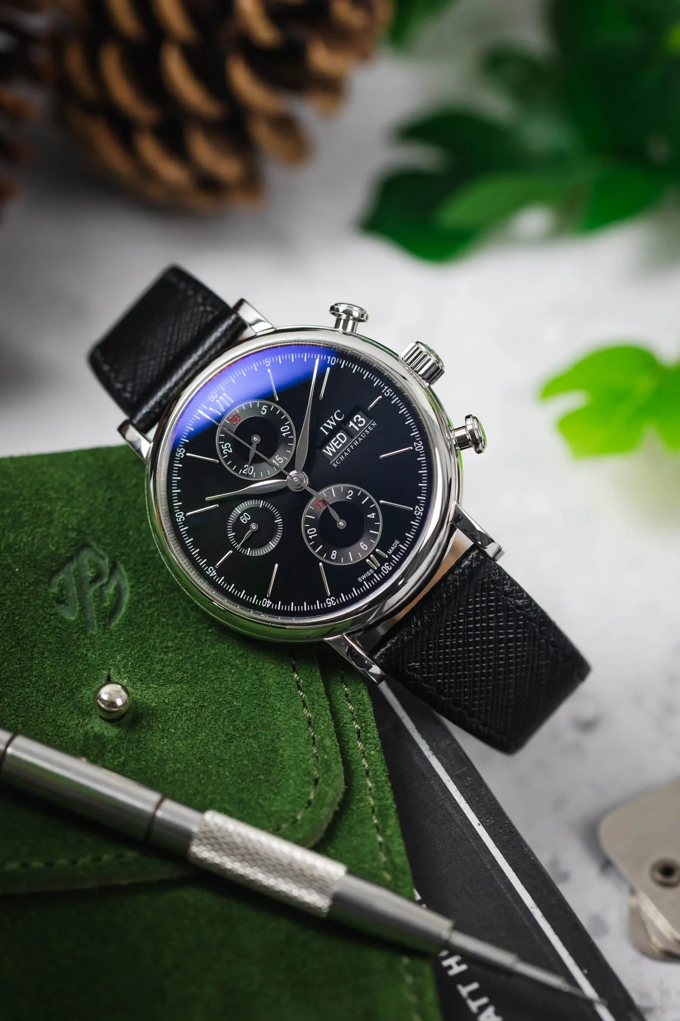 Hirsch GIFFONE Calf Leather Watch Strap in BLACK - Image 4