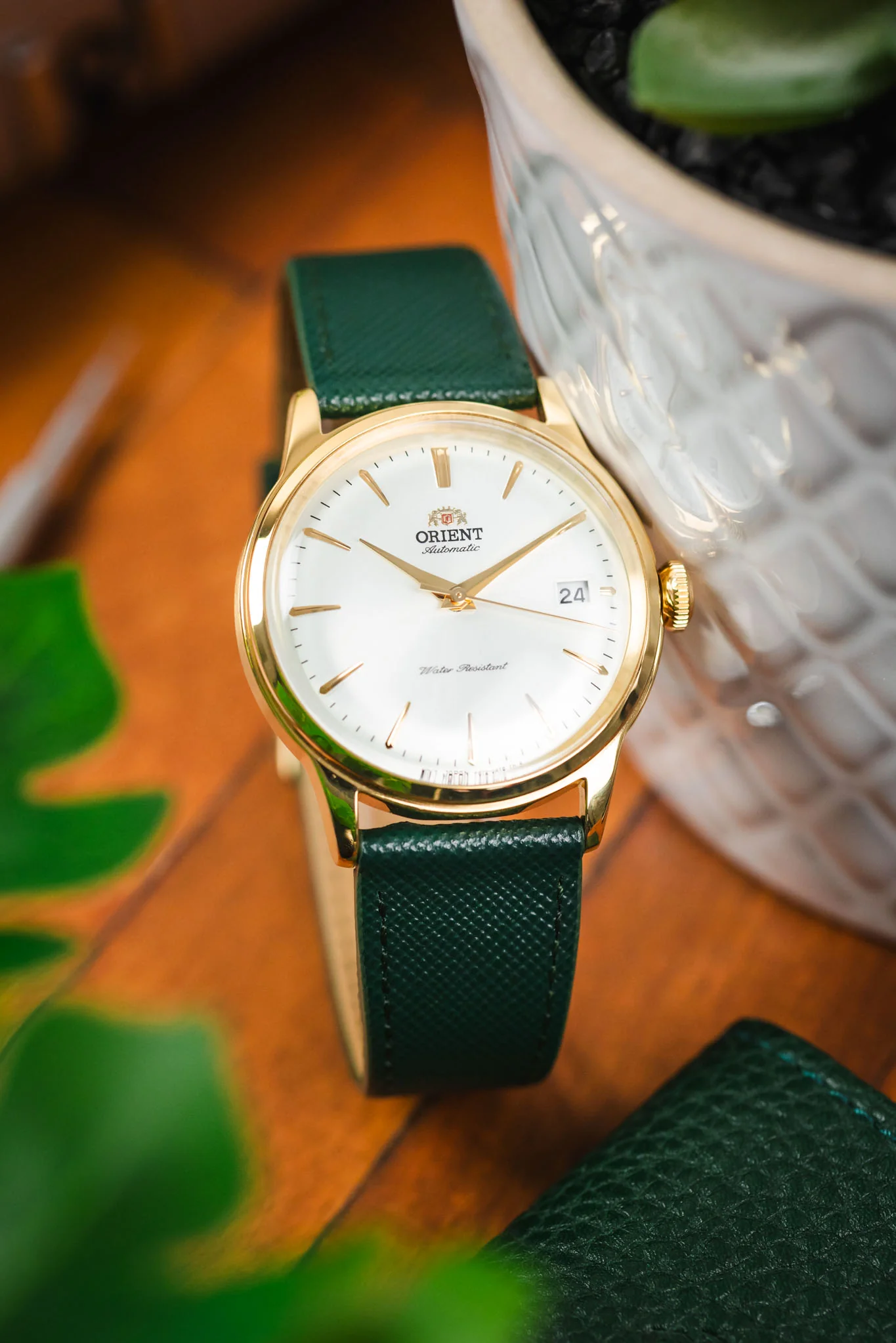 Hirsch GIFFONE Calf Leather Watch Strap in DARK GREEN - Image 4