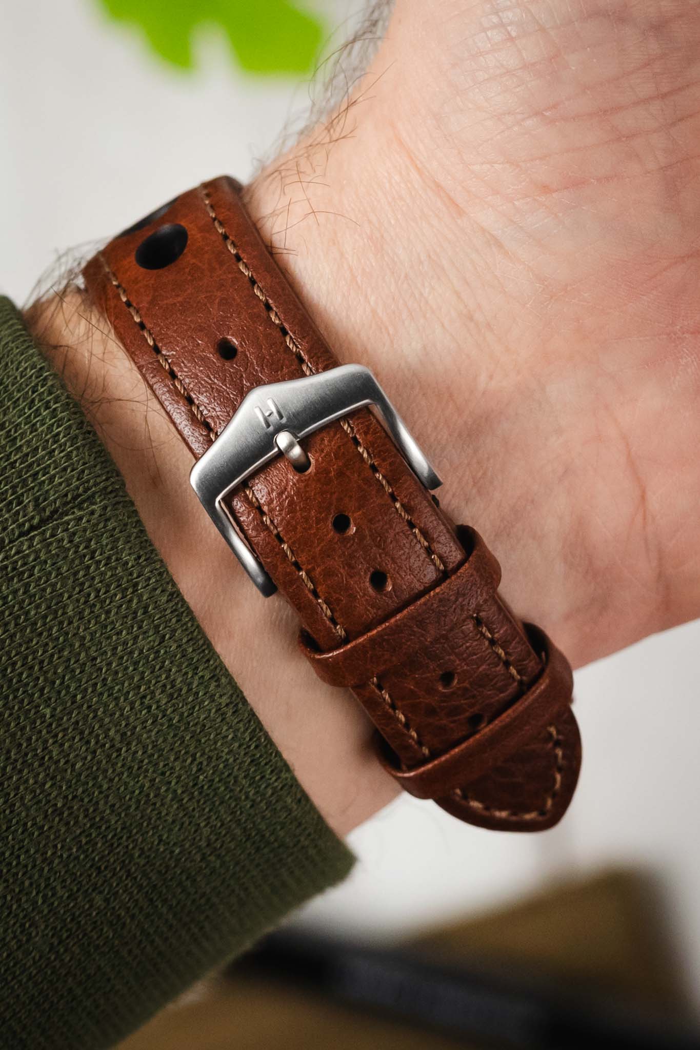 Hirsch H-Classic (HCB) Buckle in BRUSHED SILVER - Image 2