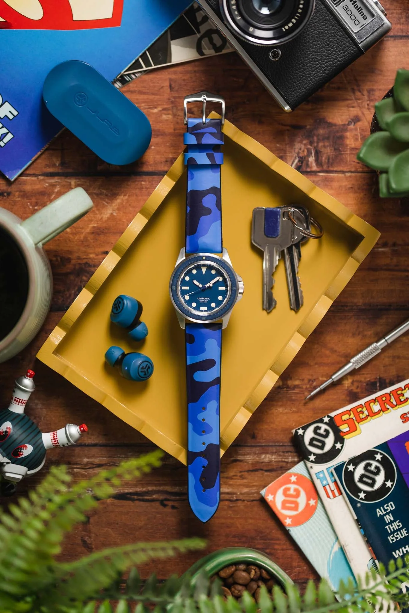 Hirsch JOHN Natural Rubber Performance Watch Strap in BLUE CAMOUFLAGE - Image 6