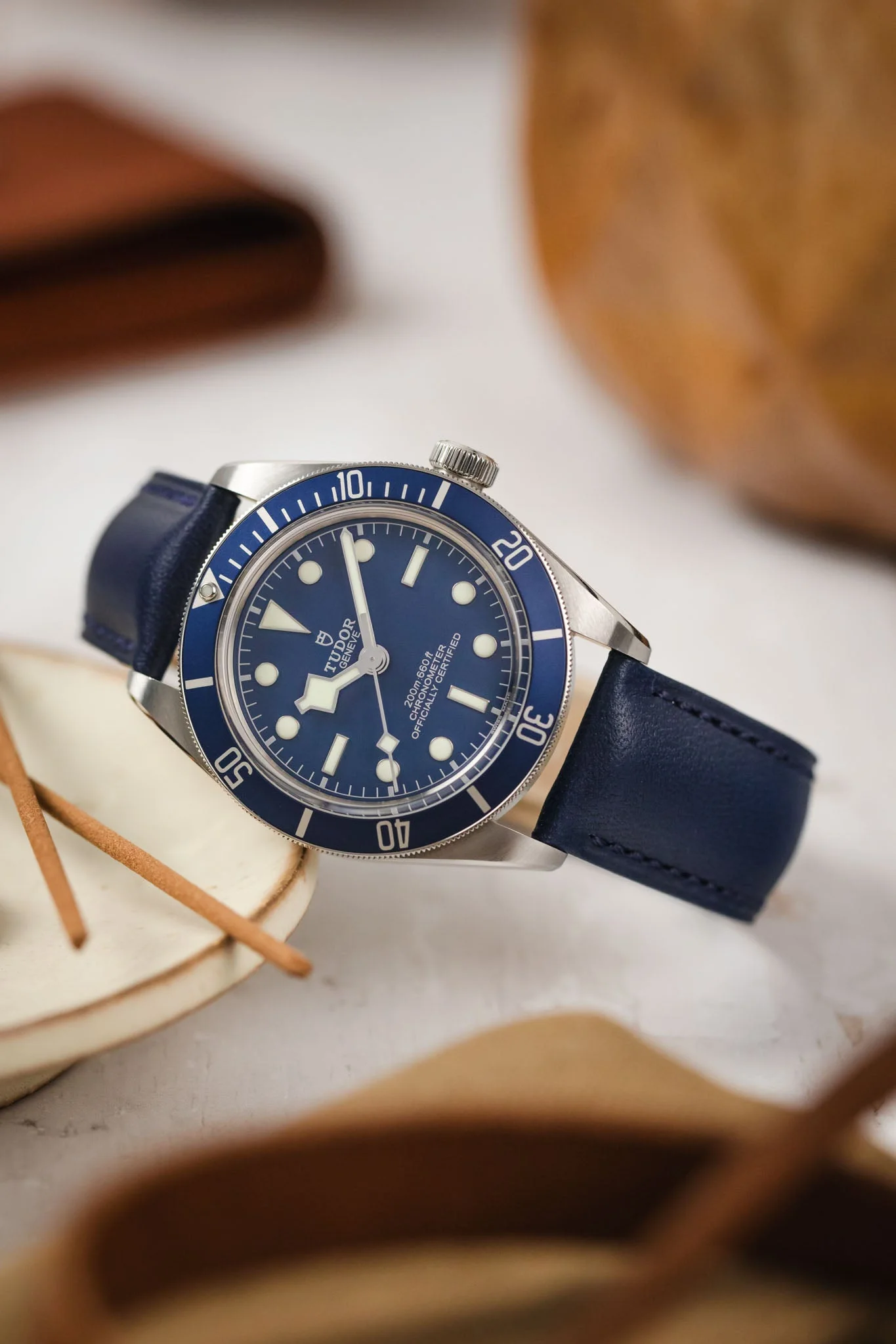 Hirsch KENT Textured Natural Leather Watch Strap in DEEP BLUE - Image 4