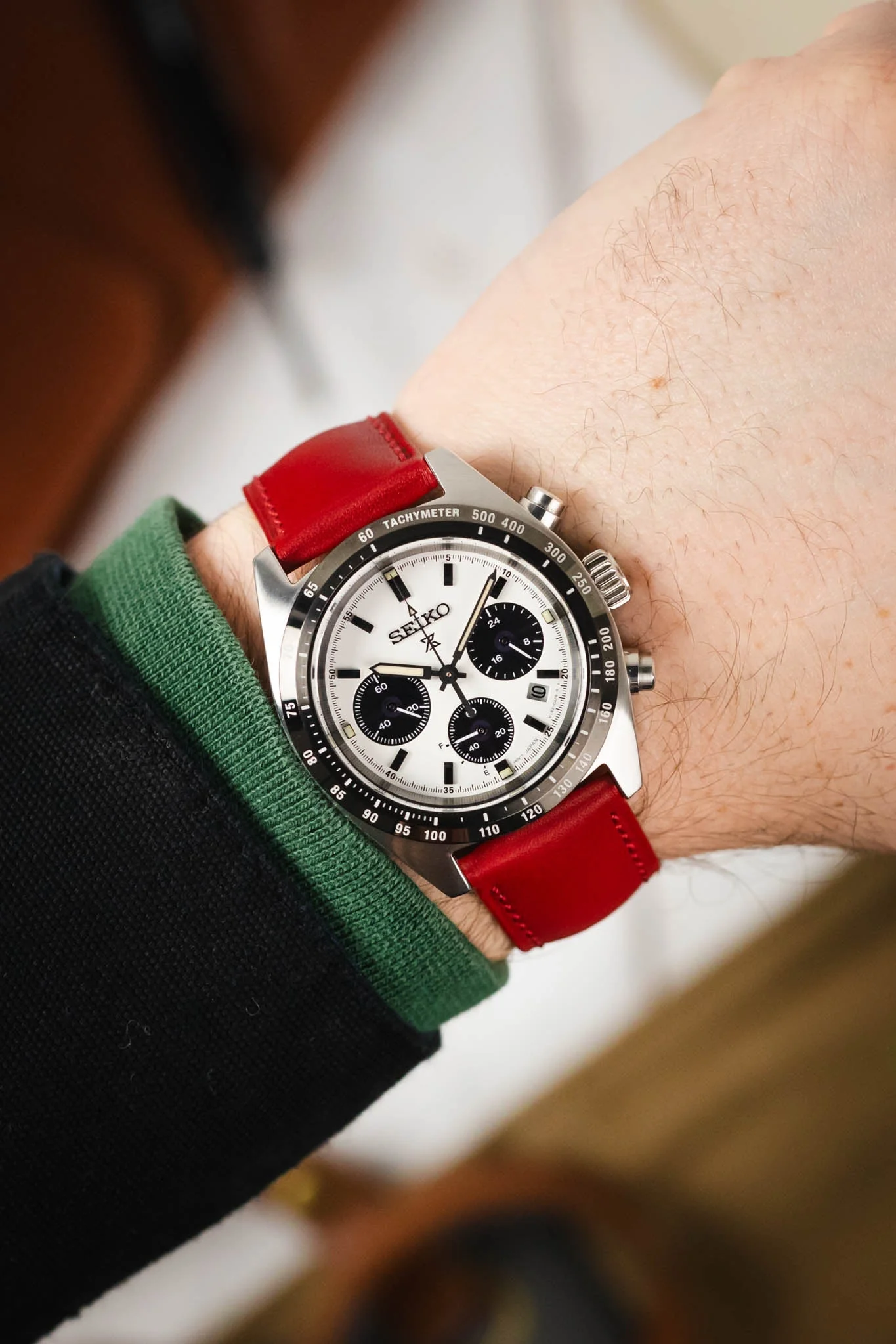 Hirsch KENT Textured Natural Leather Watch Strap in RED - Image 2