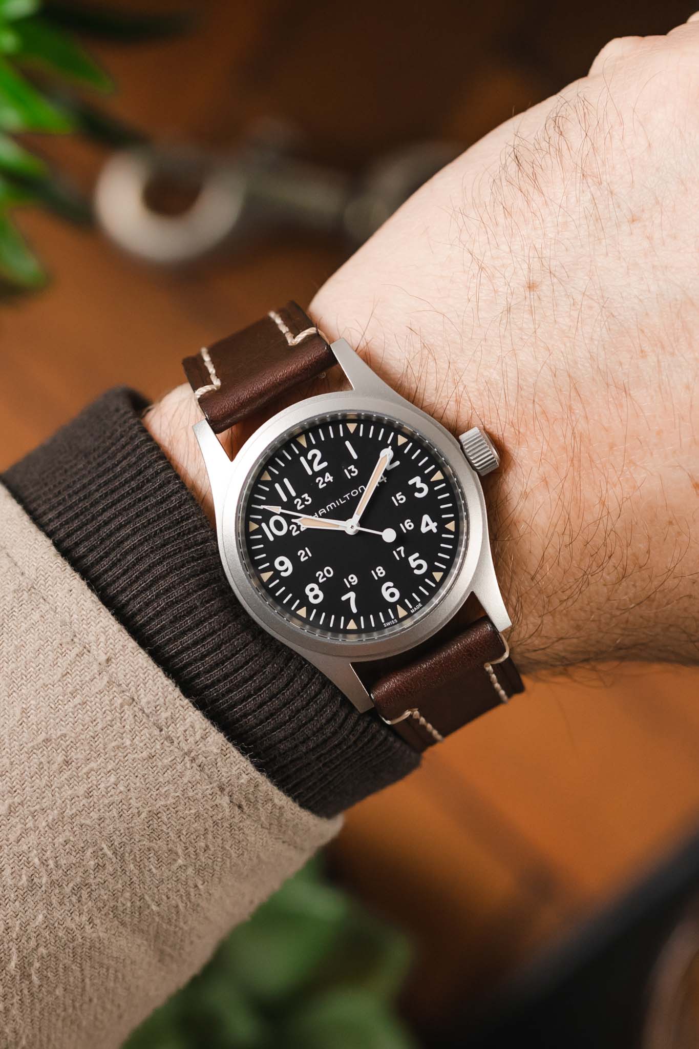 Hirsch LIBERTY Leather Watch Strap in BROWN - Image 2