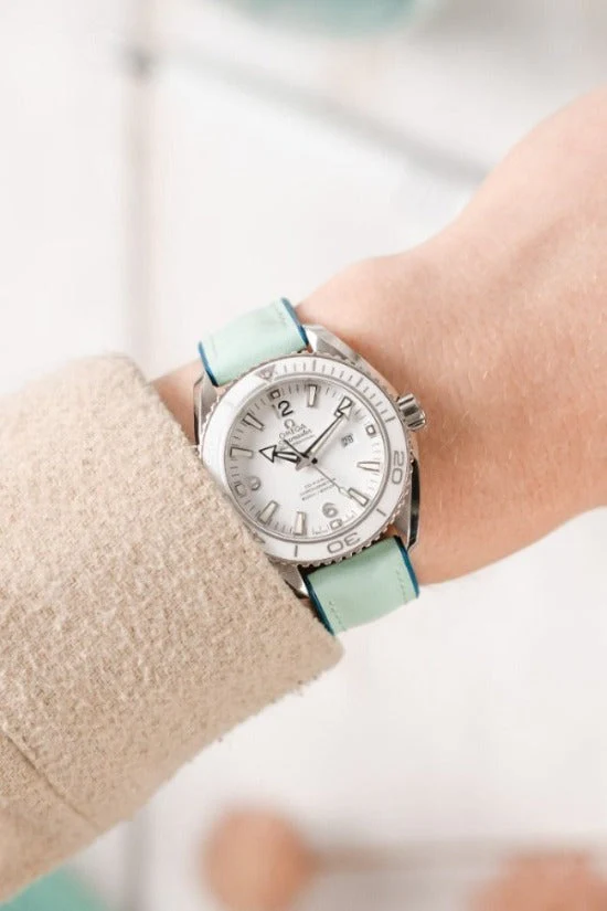 Hirsch LINDSEY Ladies Leather & Rubber Performance Watch Strap in BLUE/PETROL - Image 2