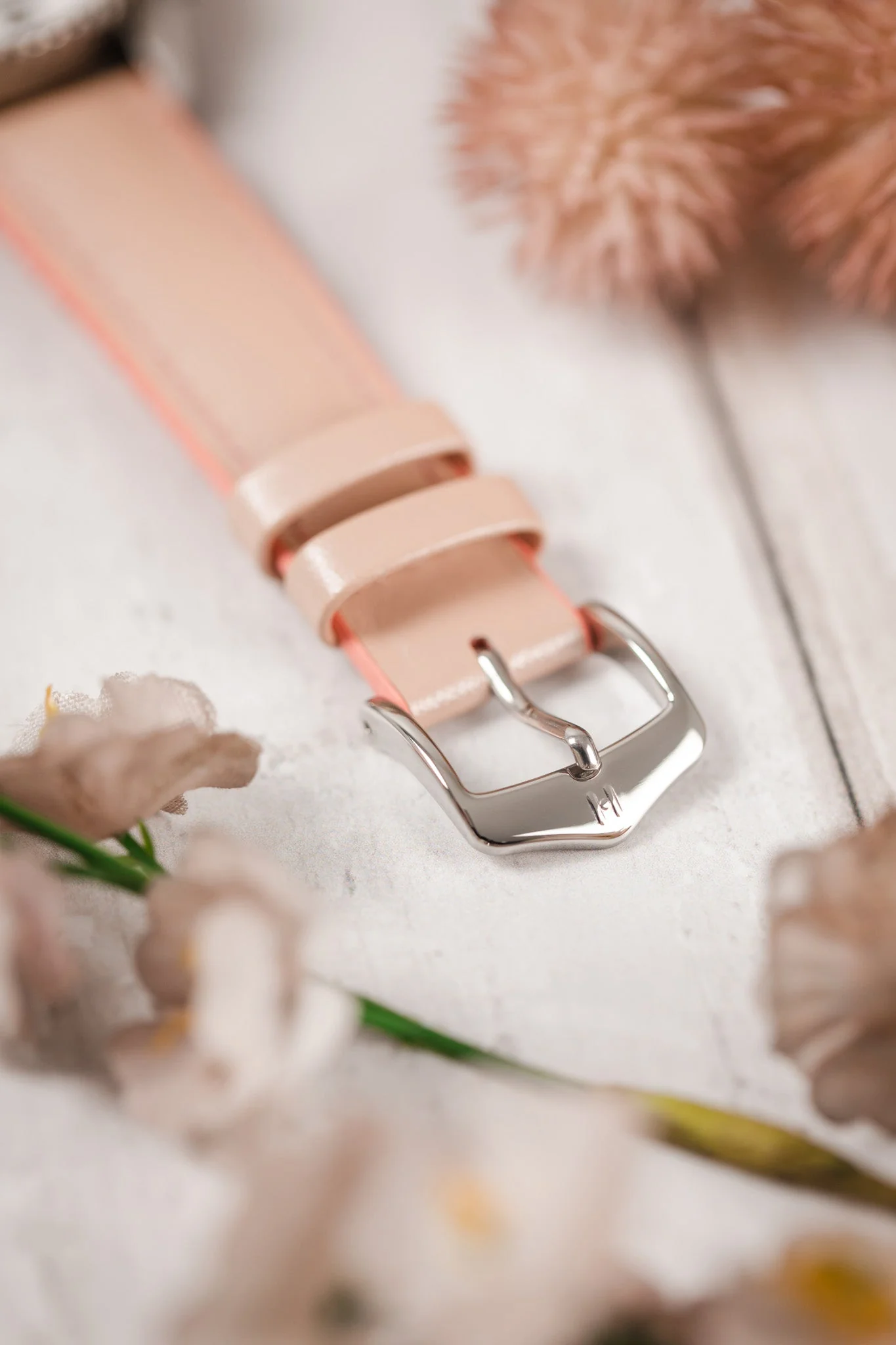Hirsch LINDSEY Ladies Leather & Rubber Performance Watch Strap in ROSE/APRICOT - Image 5