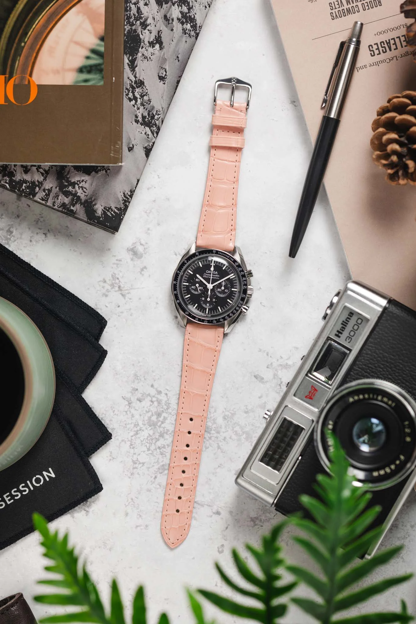 Hirsch LONDON Matt Alligator Leather Watch Strap in ROSA - Image 11