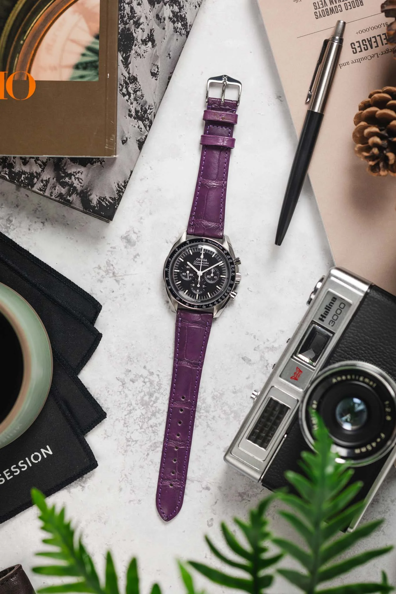 Hirsch LONDON Matt Alligator Leather Watch Strap in VIOLET - Image 11
