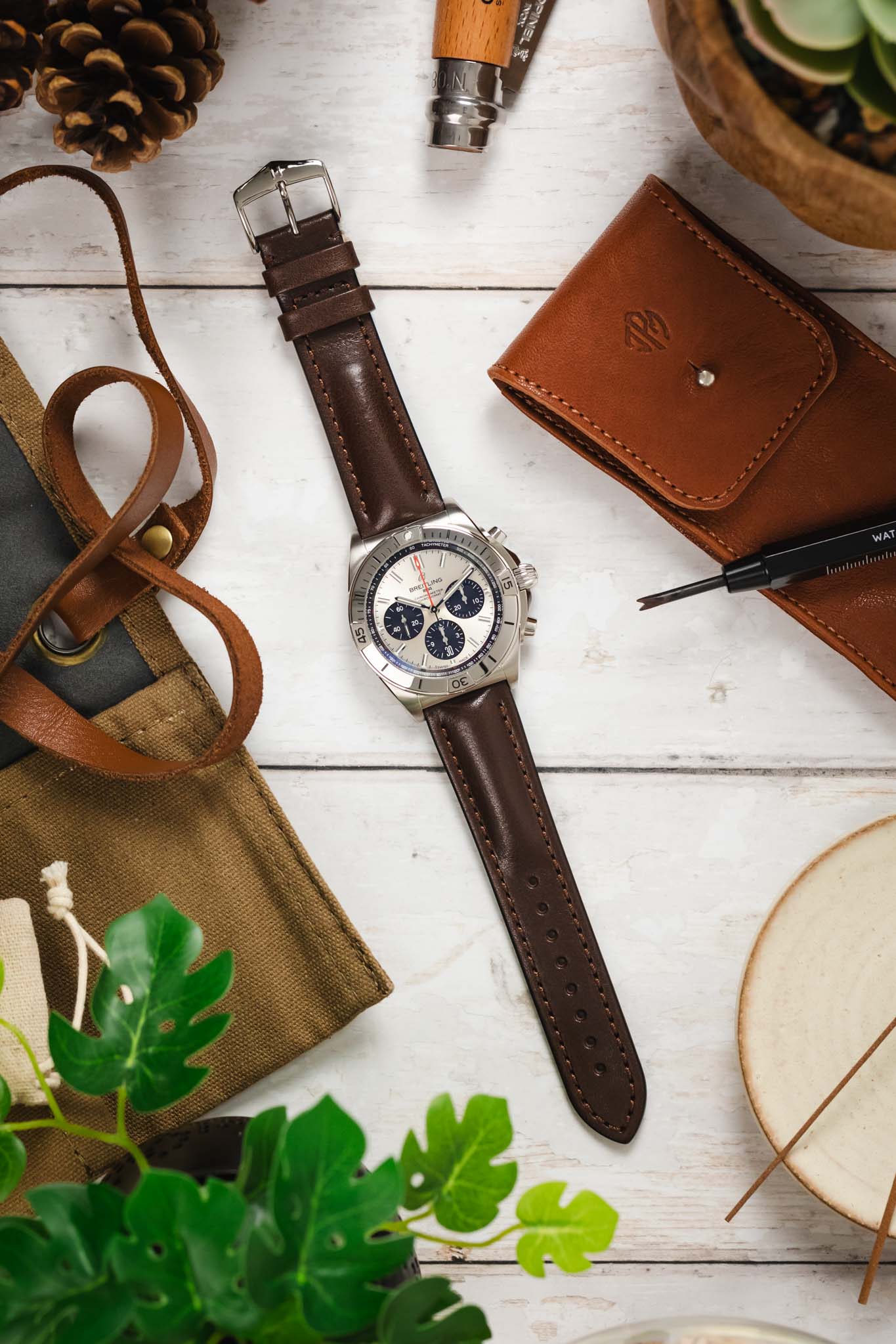 Hirsch LUCCA Tuscan Leather Watch Strap in BROWN - Image 6