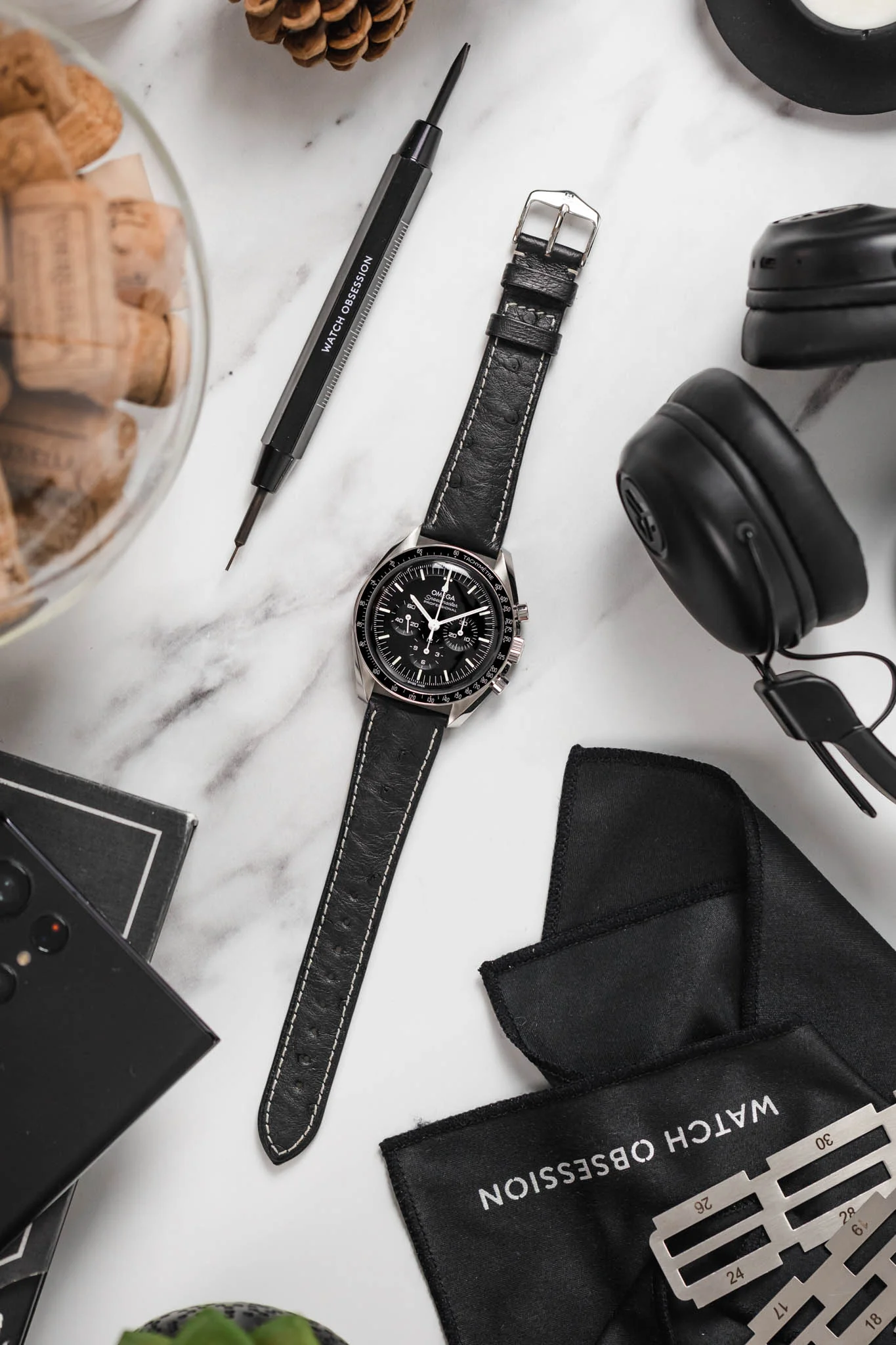 Hirsch MASSAI OSTRICH Leather Watch Strap in BLACK with WHITE Stitching - Image 6