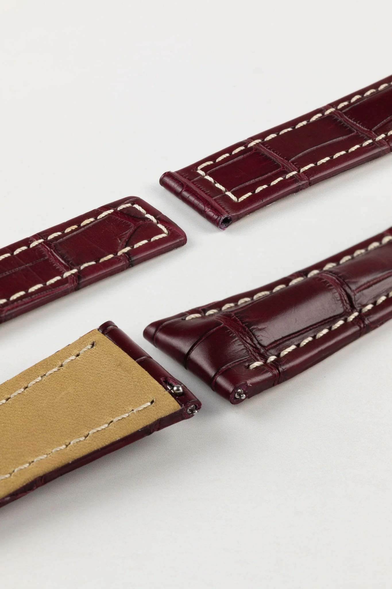 Hirsch NAVIGATOR Alligator Deployment Watch Strap in BURGUNDY - Image 5