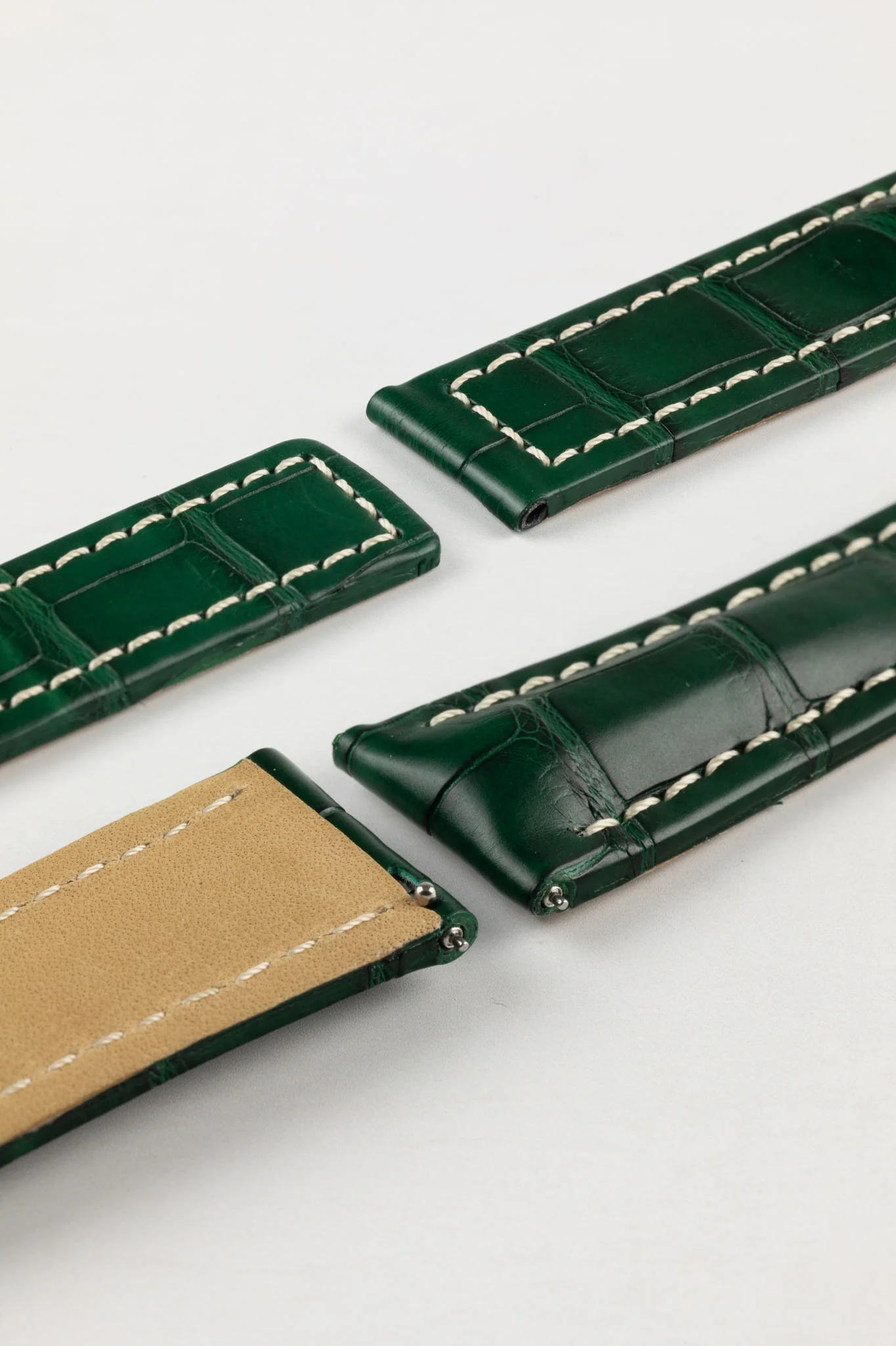 Hirsch NAVIGATOR Alligator Deployment Watch Strap in DARK GREEN - Image 5