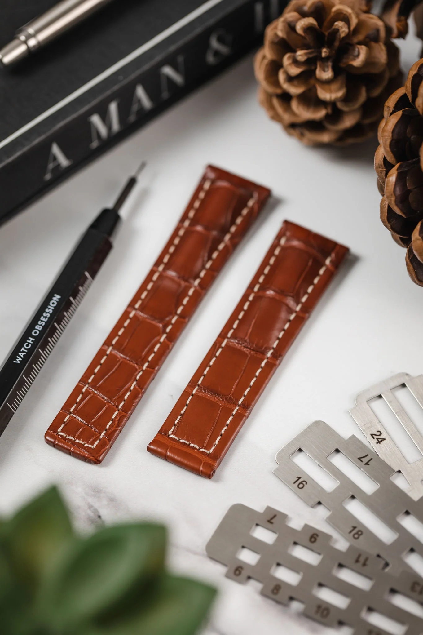 Hirsch NAVIGATOR Alligator Deployment Watch Strap in GOLD BROWN - Image 2