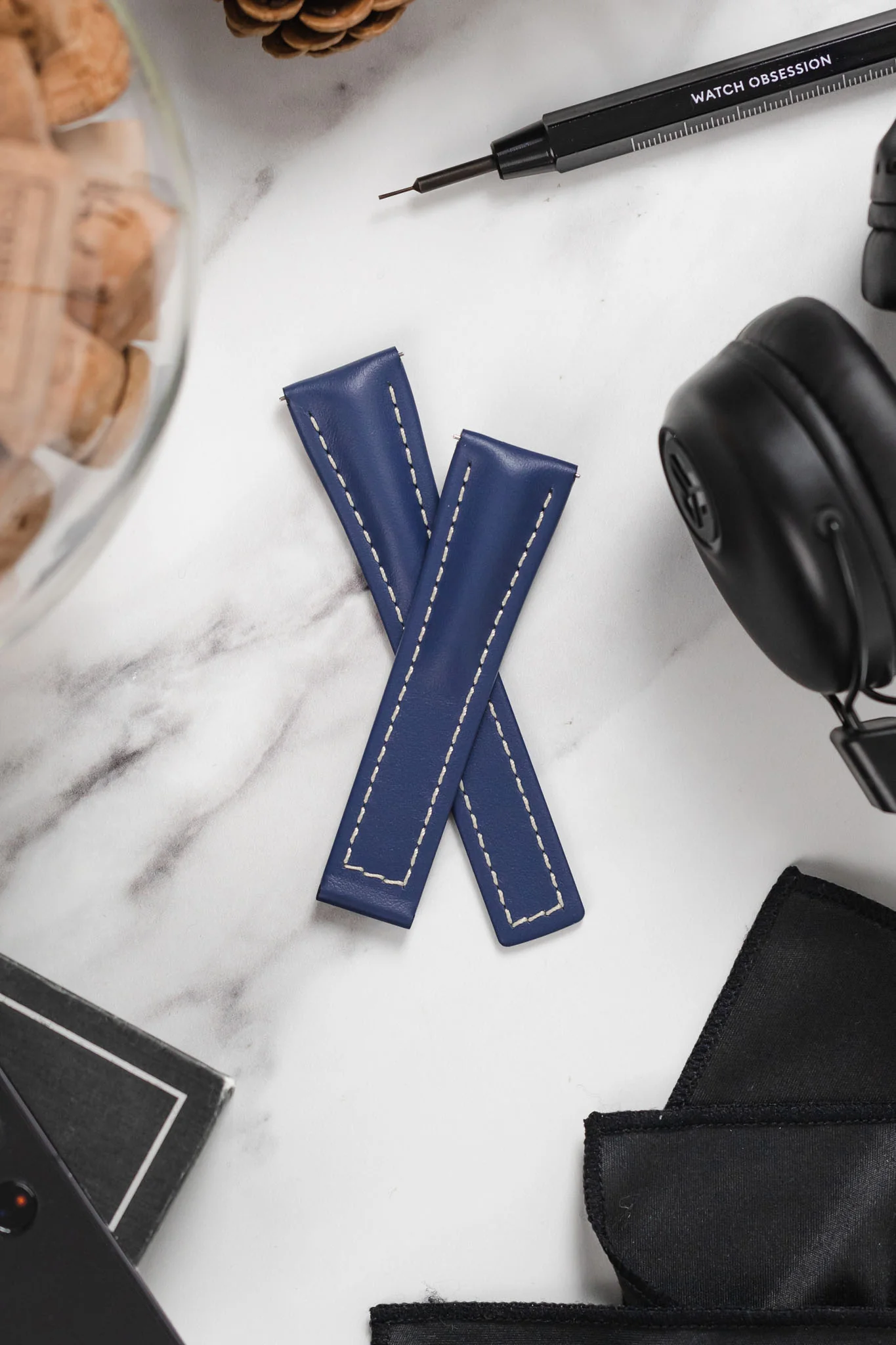 Hirsch NAVIGATOR Calfskin Deployment Watch Strap in BLUE - Image 4