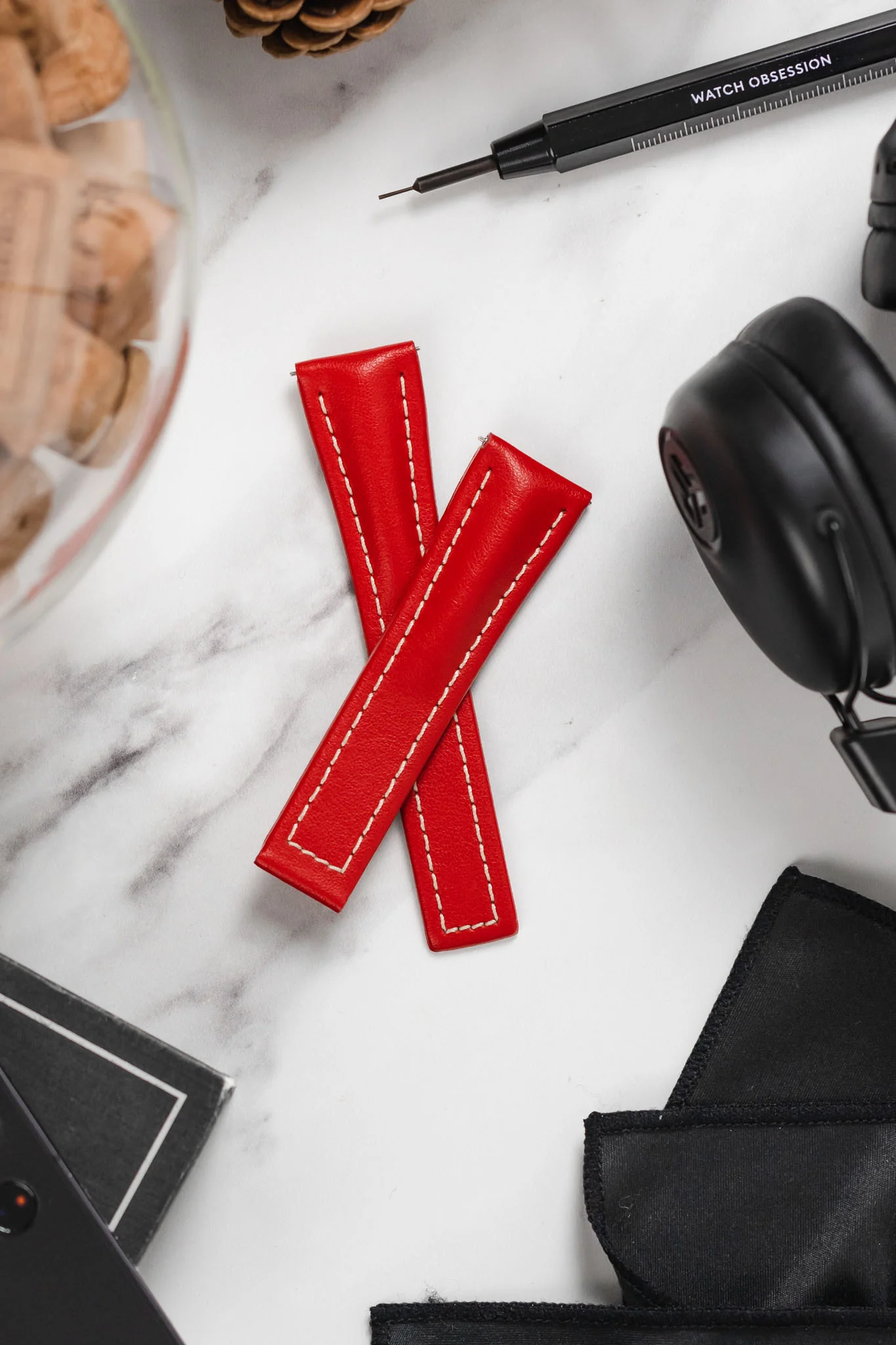 Hirsch NAVIGATOR Calfskin Deployment Watch Strap in RED - Image 4