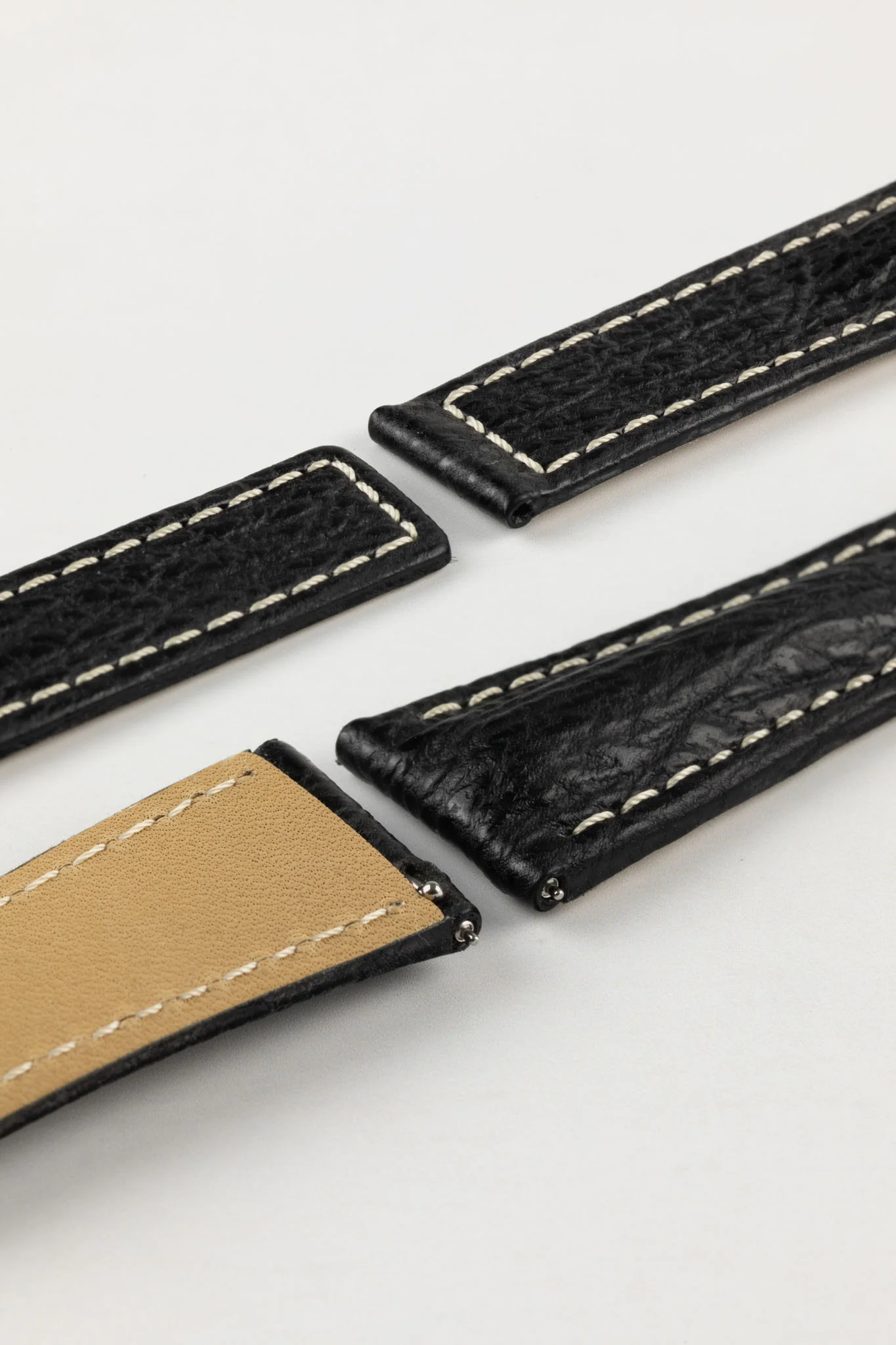 Hirsch NAVIGATOR Shark Skin Deployment Watch Strap in BLACK - Image 5