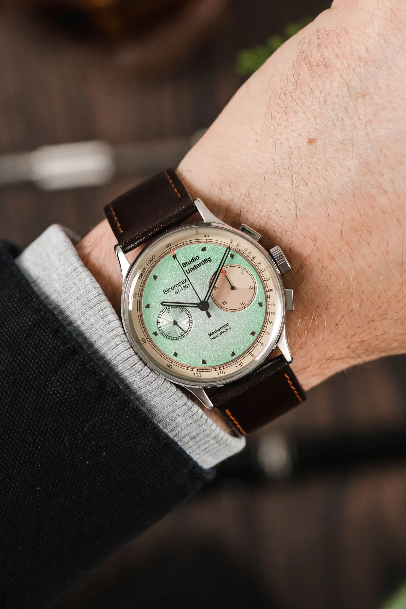 Hirsch OSIRIS Calf Leather Watch Strap in BROWN - Image 2