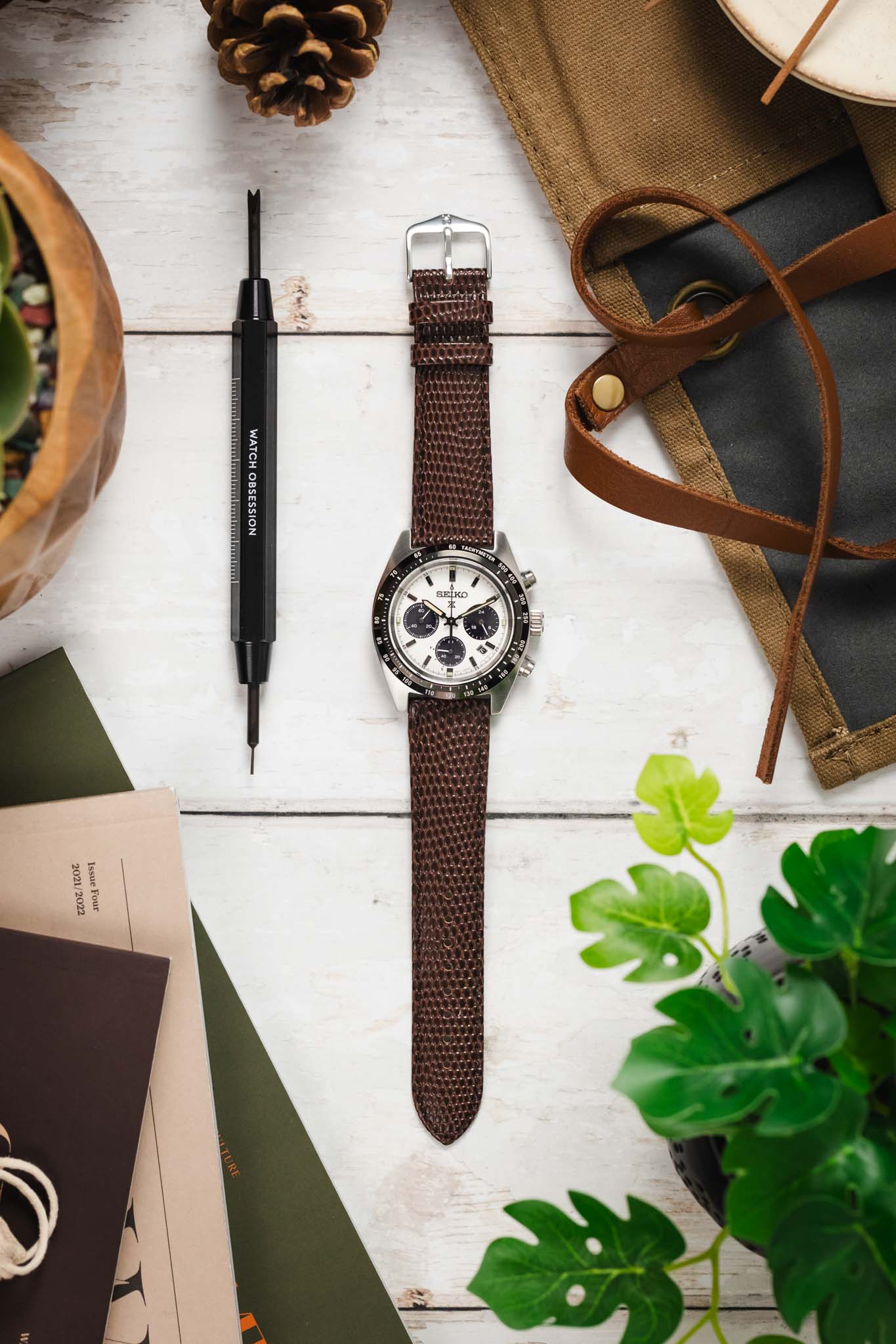 Hirsch RAINBOW NQR Lizard-Embossed Leather Watch Strap in BROWN - Image 6