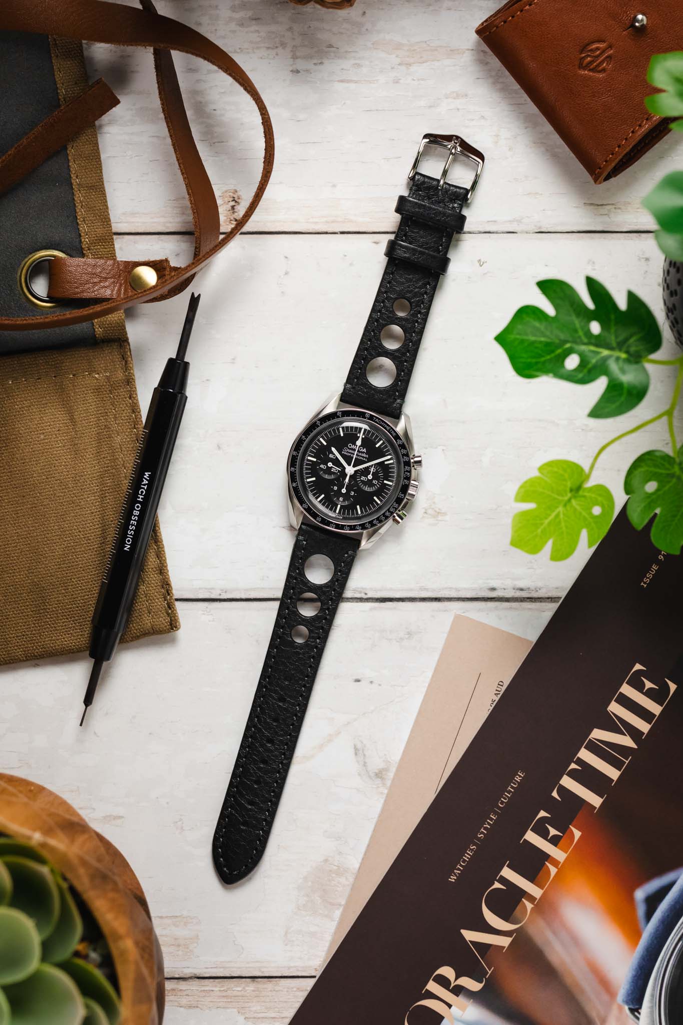 Hirsch RALLY Natural Leather Racing Watch Strap in BLACK - Image 6