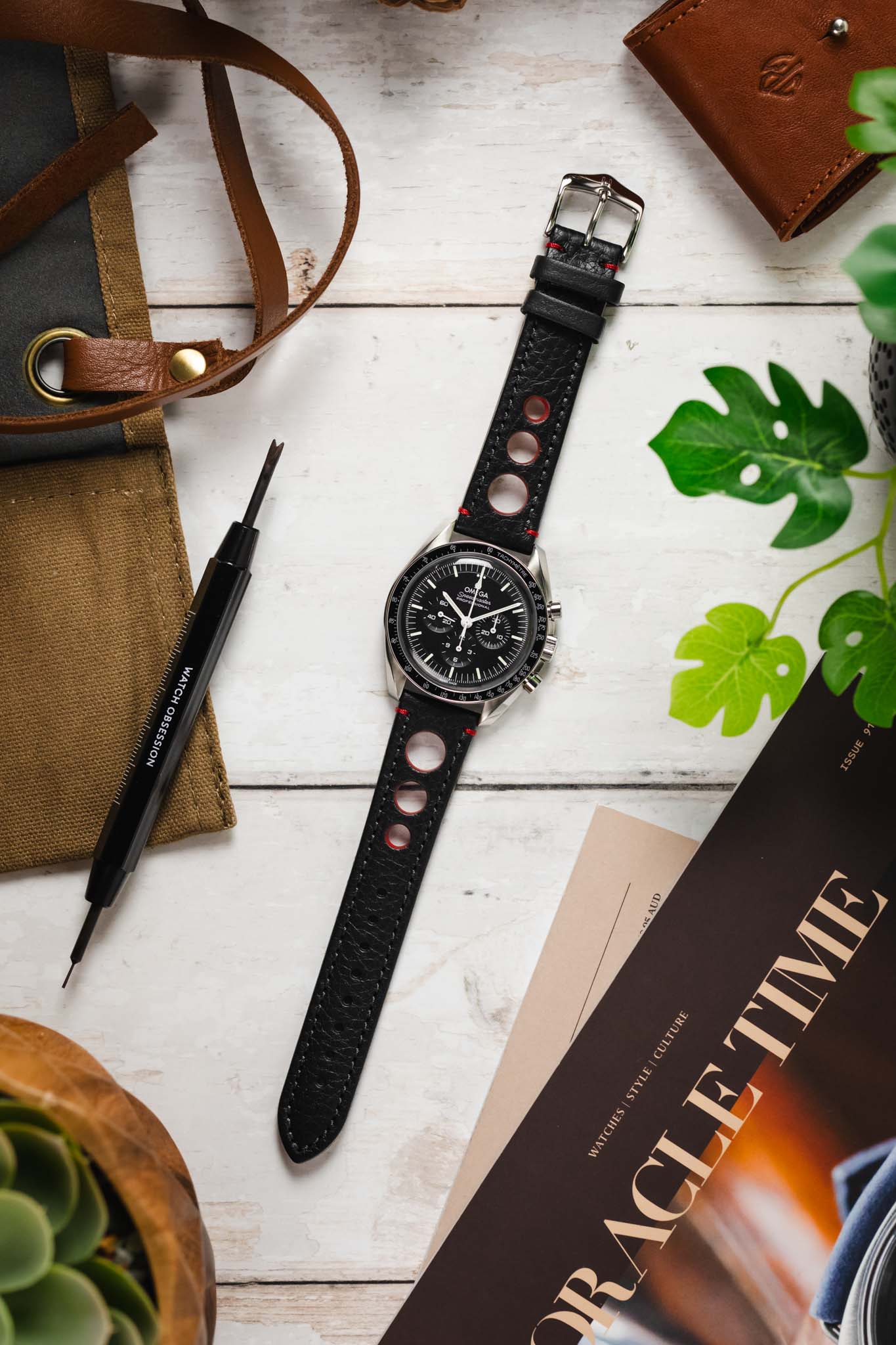 Hirsch RALLY Natural Leather Racing Watch Strap in BLACK & RED - Image 6