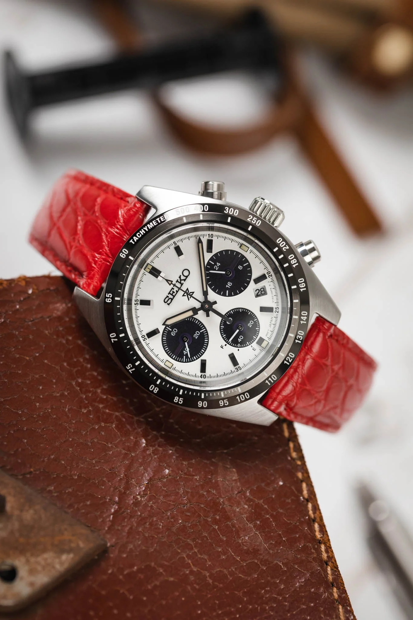 Hirsch REGENT Genuine Alligator Leather Watch Strap in RED - Image 4