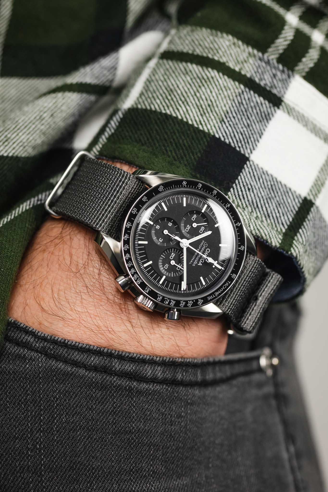 Hirsch RUSH RECYCLED Polyester Watch Strap in GREY - Image 6