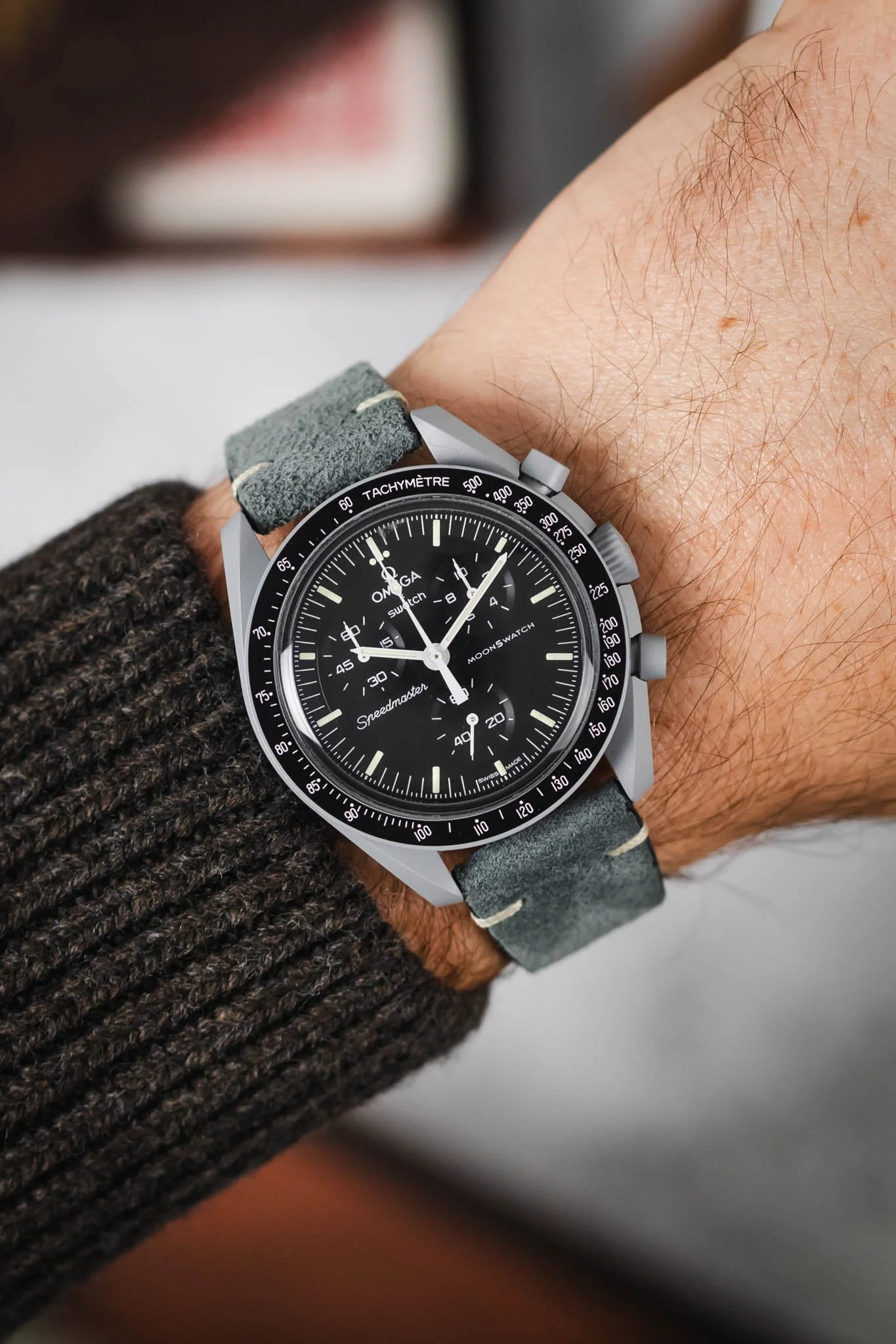 Hirsch SERRO Suede Watch Strap in Grey - Image 2