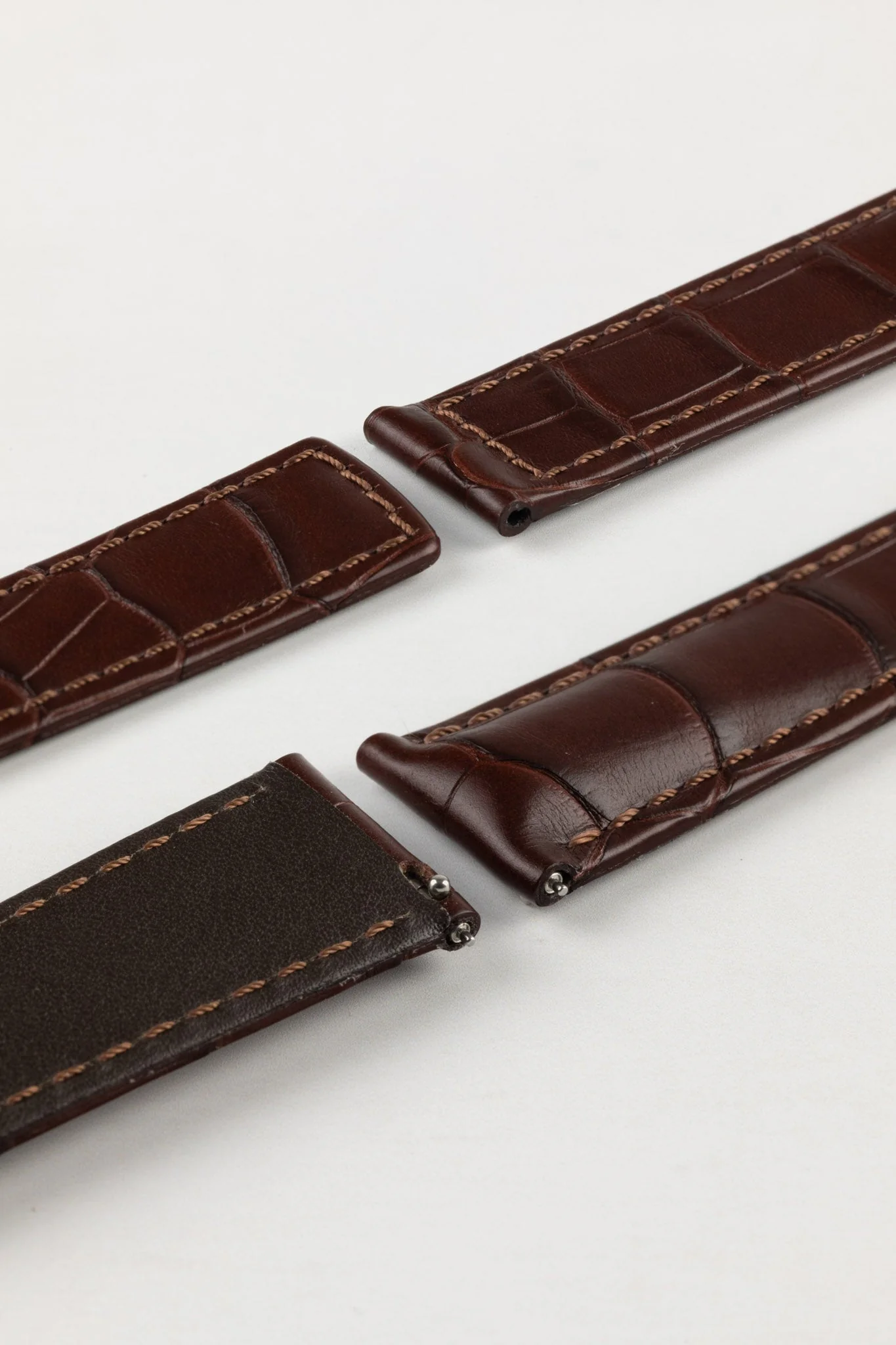 Hirsch SPEED Alligator Deployment Watch Strap in BROWN - Image 5