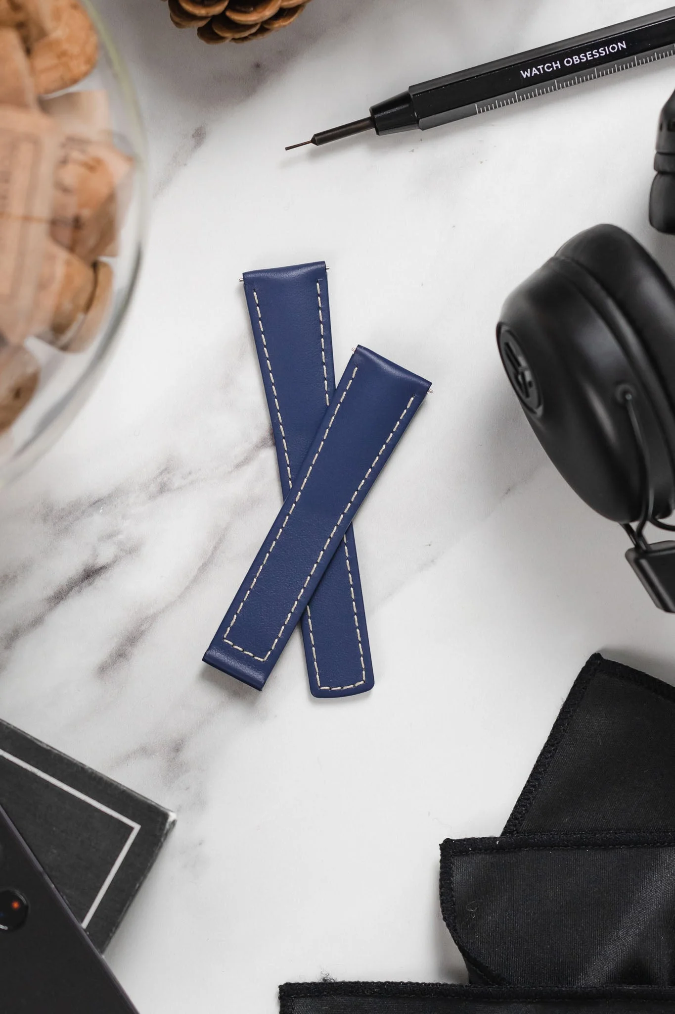 Hirsch SPEED Calfskin Deployment Watch Strap in BLUE/WHITE - Image 4