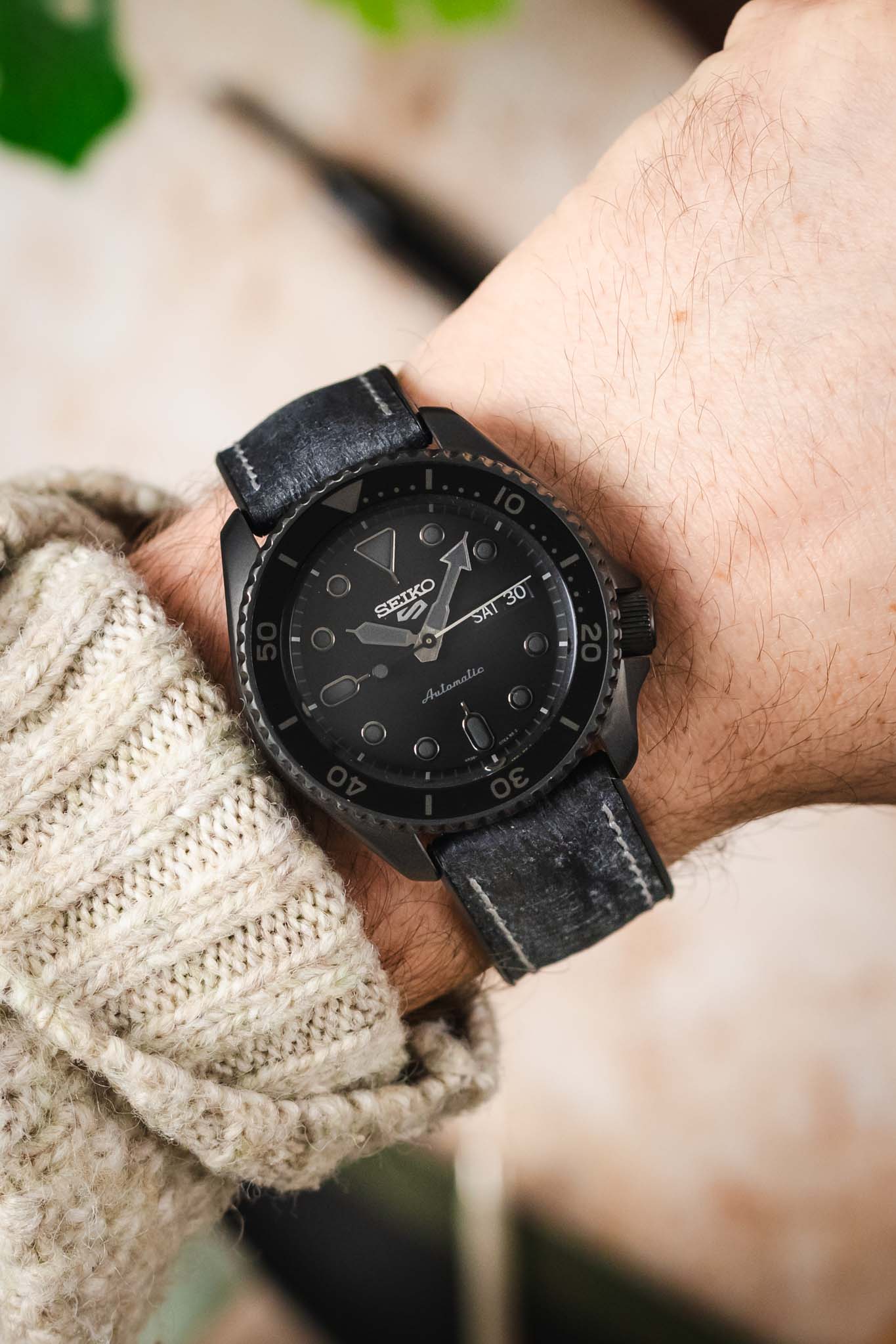 Hirsch STONE Performance Watch Strap - BLACK - Image 2