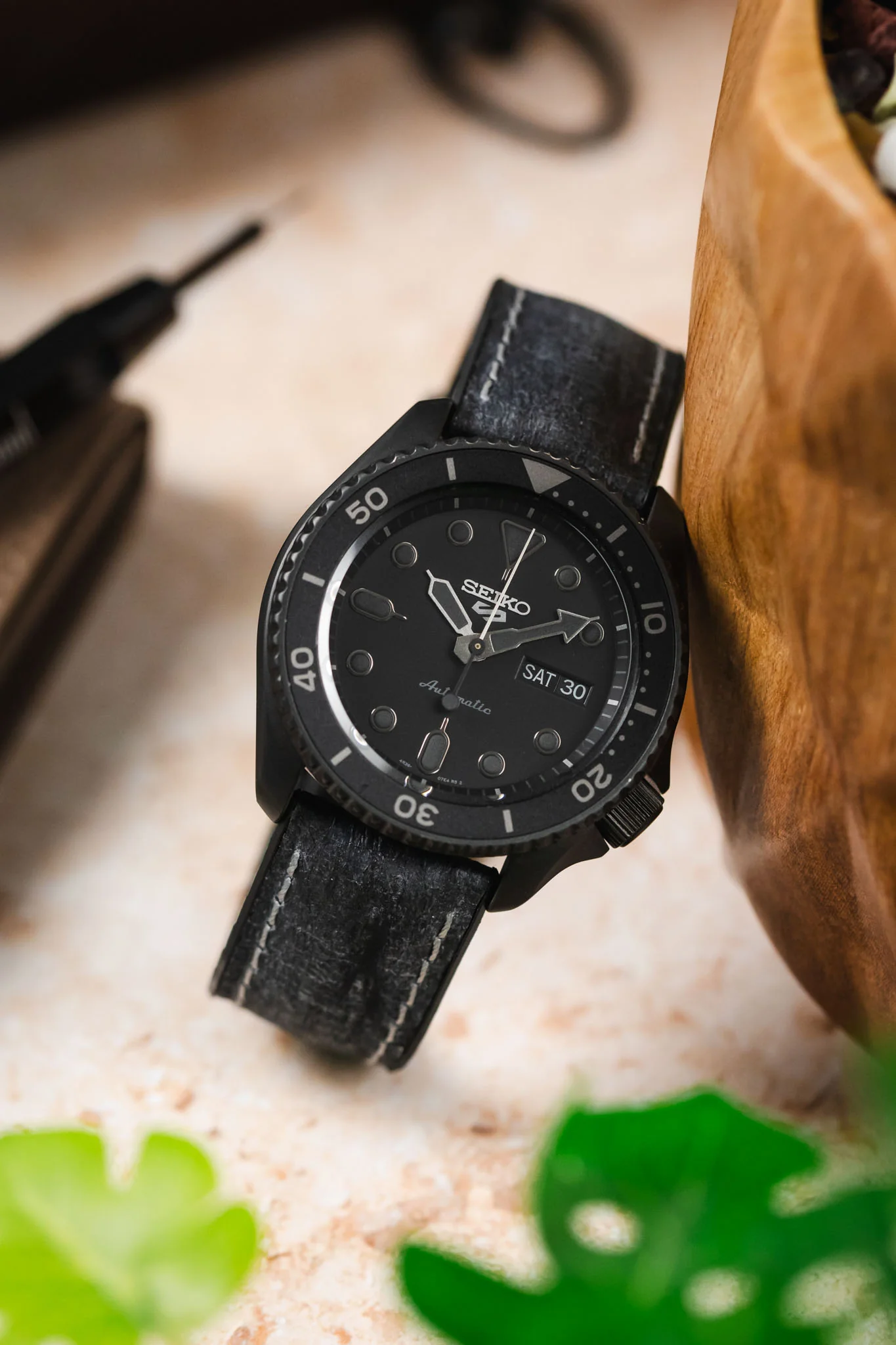 Hirsch STONE Performance Watch Strap - BLACK - Image 4