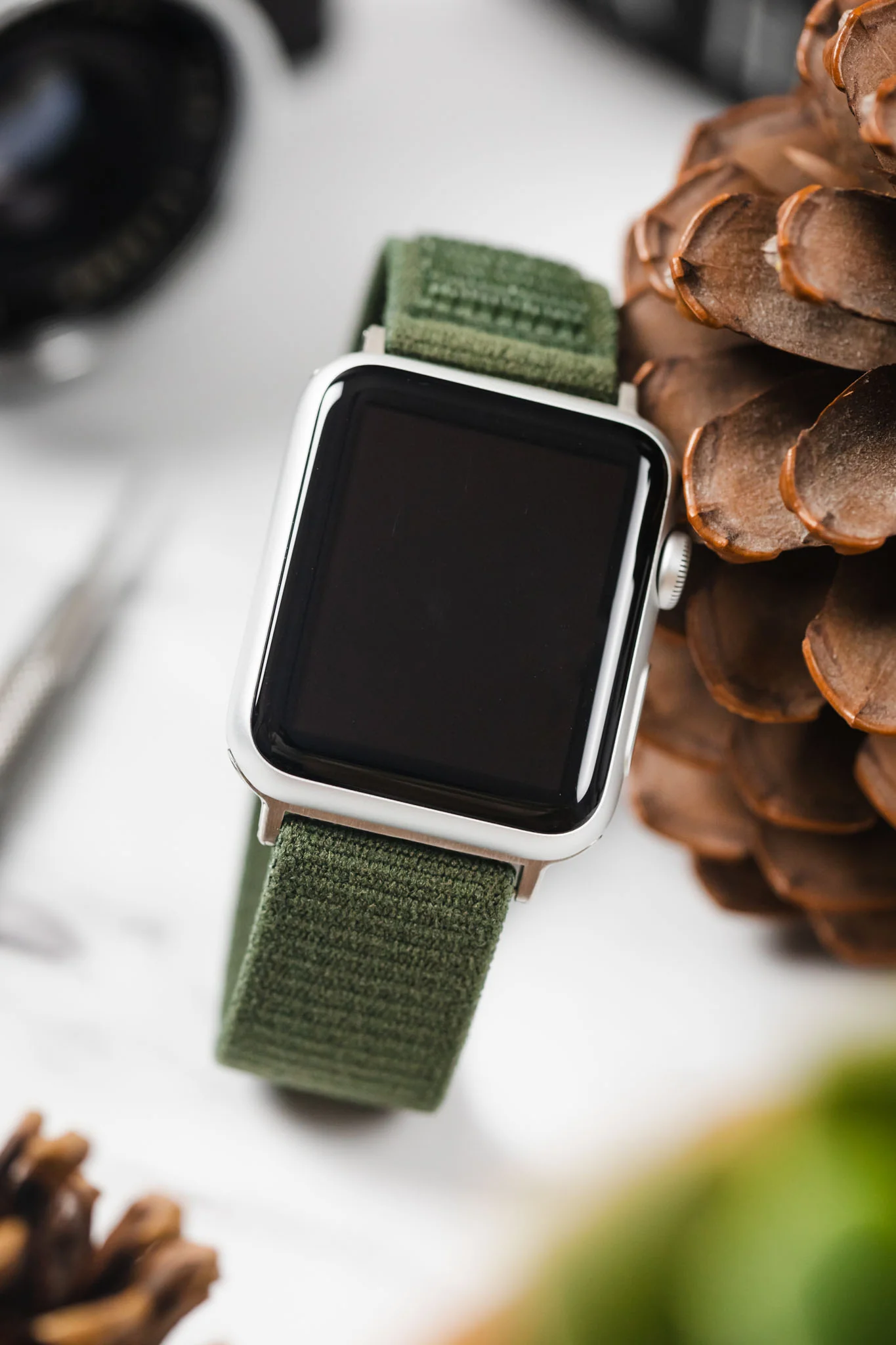 Hirsch VOCEM Fabric Watch Strap in GREEN - Image 6