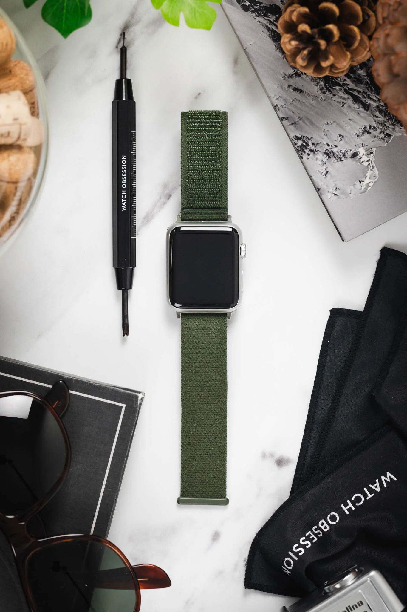 Hirsch VOCEM Fabric Watch Strap in GREEN - Image 7