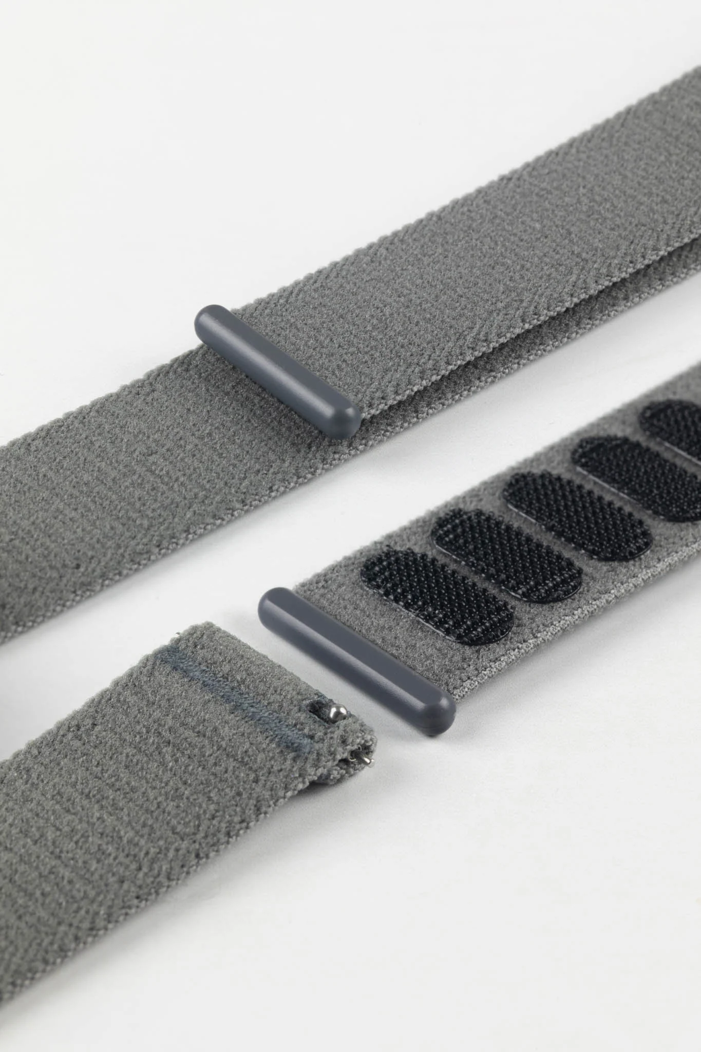 Hirsch VOCEM Fabric Watch Strap in GREY - Image 5