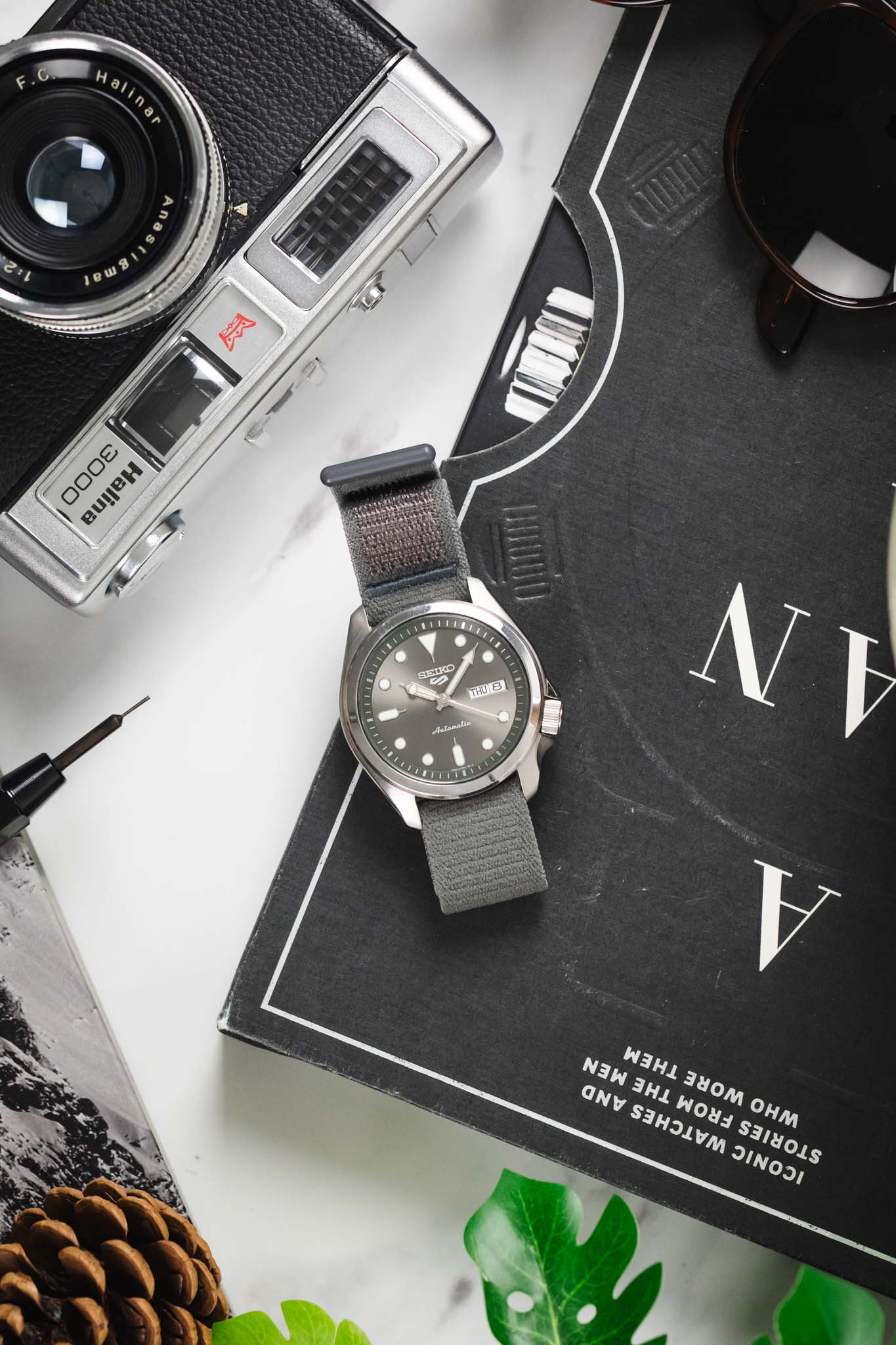Hirsch VOCEM Fabric Watch Strap in GREY - Image 7