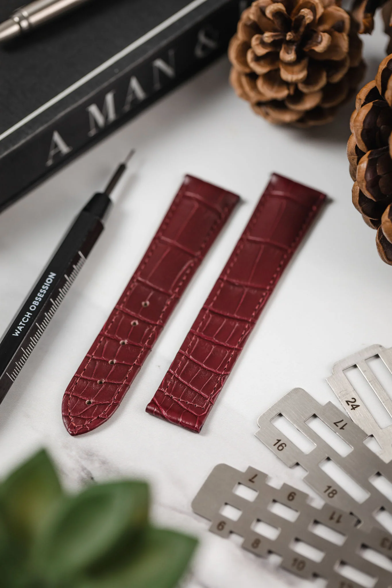 Hirsch VOYAGER Alligator Deployment Watch Strap in BURGUNDY - Image 2