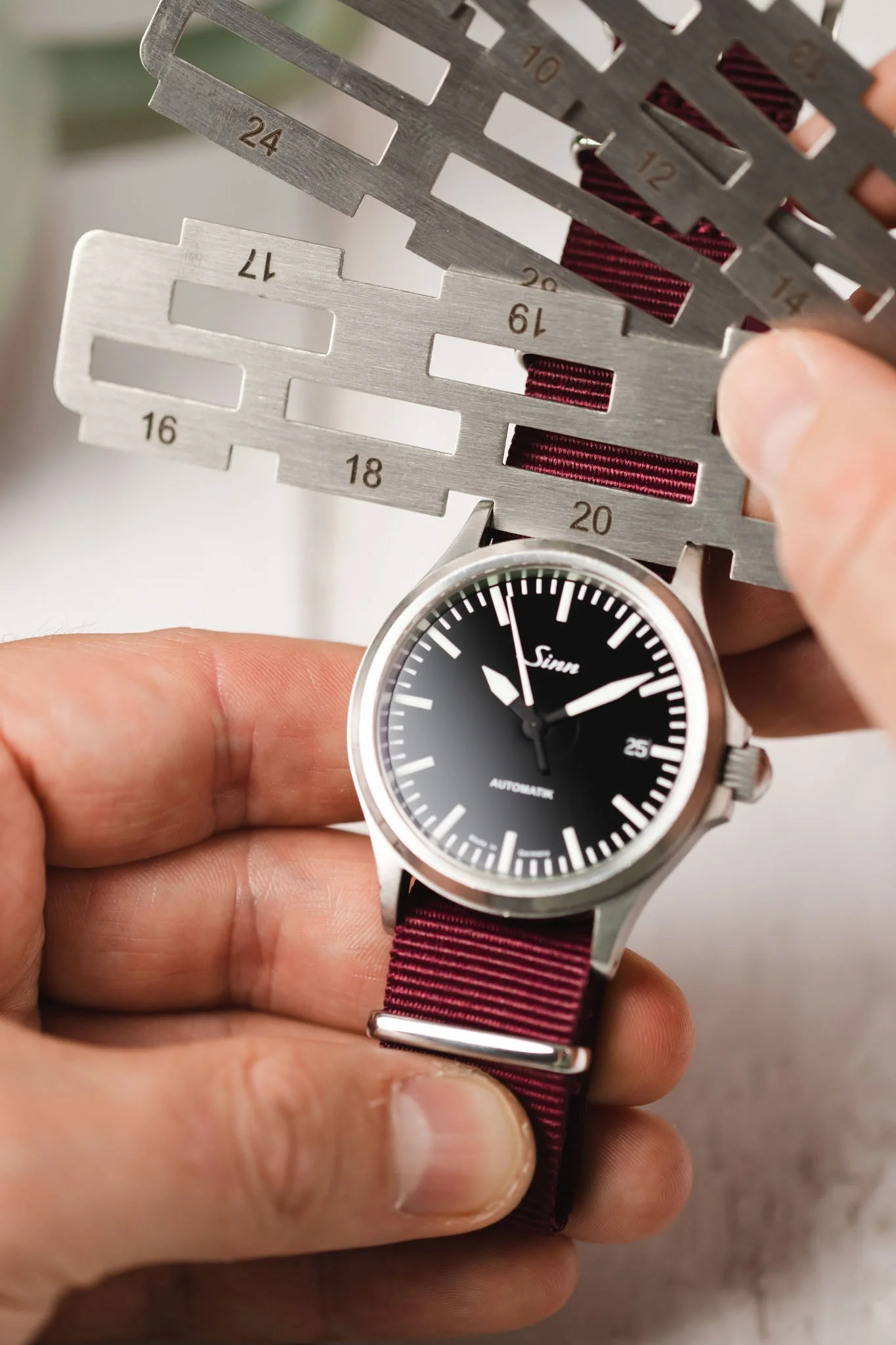 Hirsch Watch Strap and Lug End Ruler - Image 2