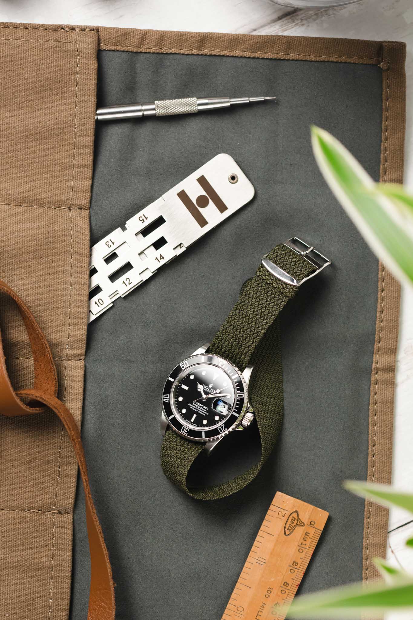 Hirsch Watch Strap and Lug End Ruler - Image 4