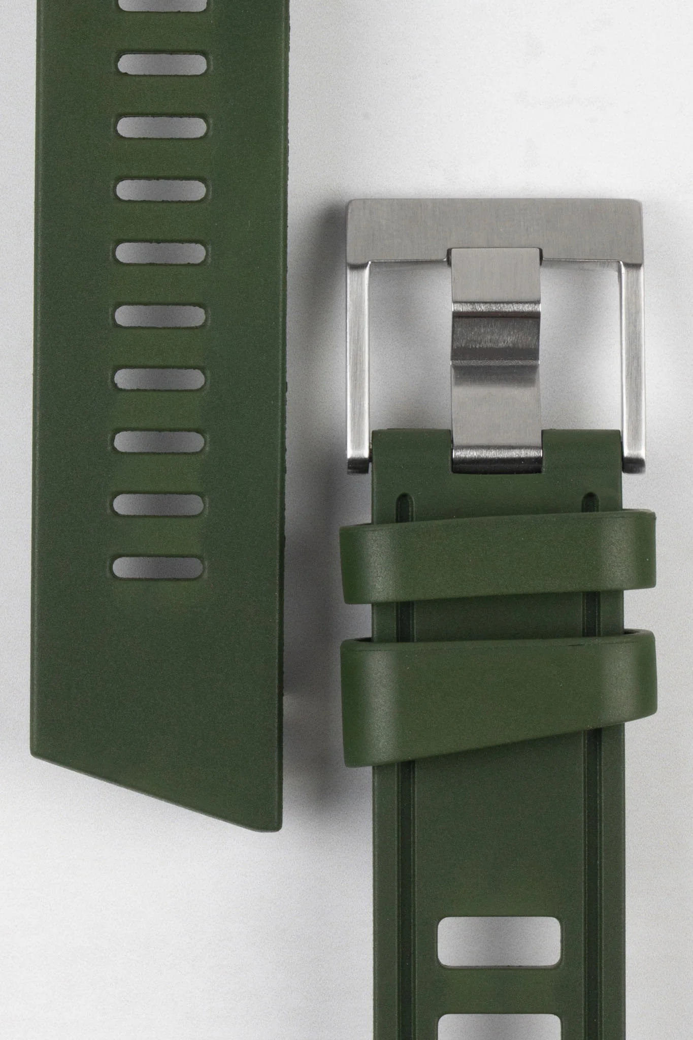 ISOfrane Rubber Dive Watch Strap in MILITARY GREEN - Image 5