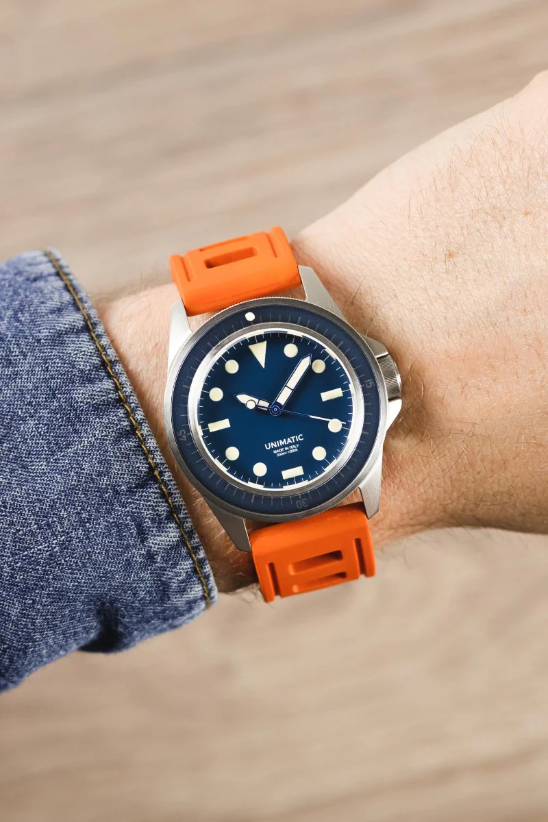 ISOfrane Rubber Dive Watch Strap in ORANGE - Image 2