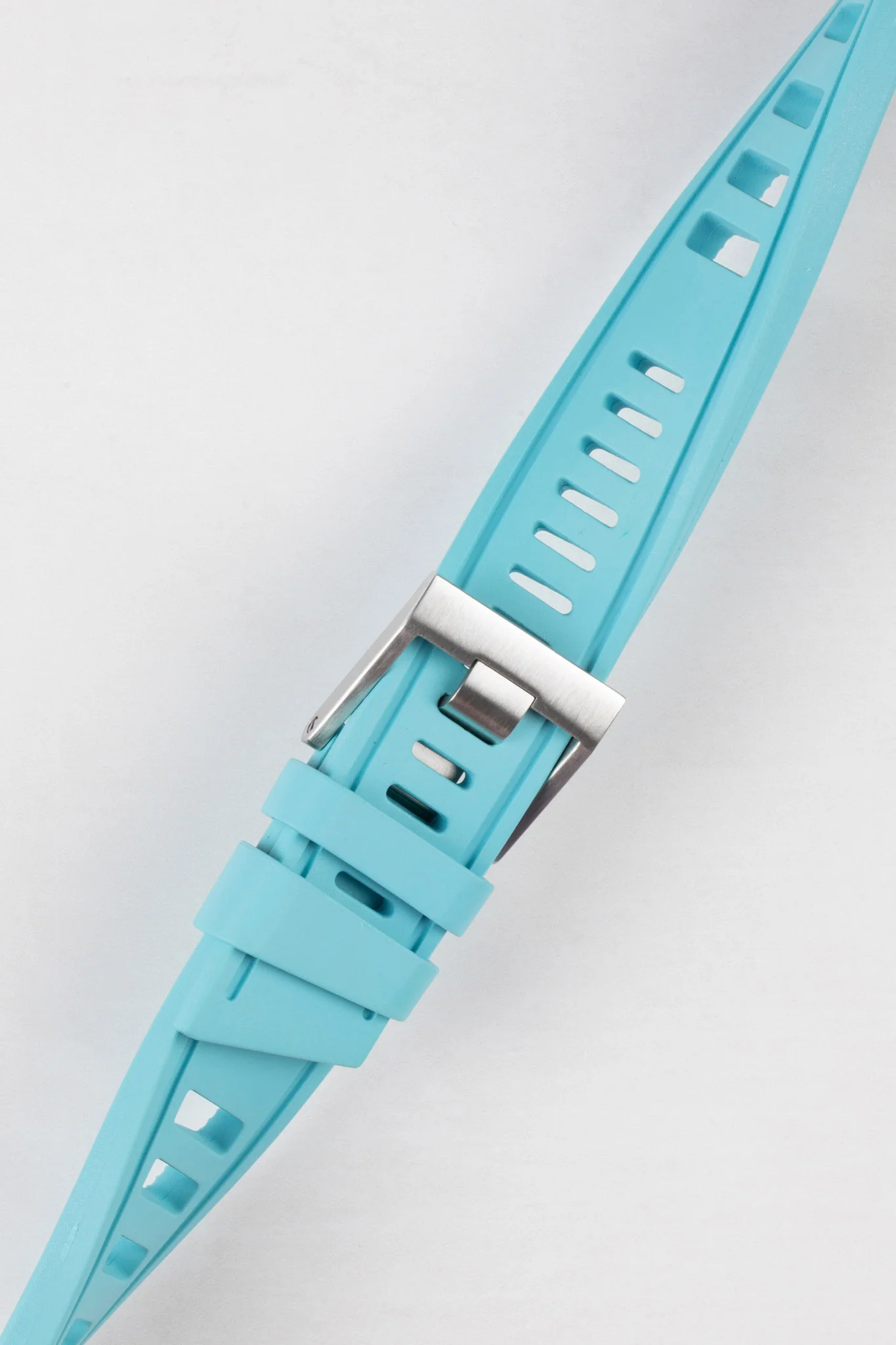 ISOfrane Rubber Dive Watch Strap in TURQUOISE - Image 3