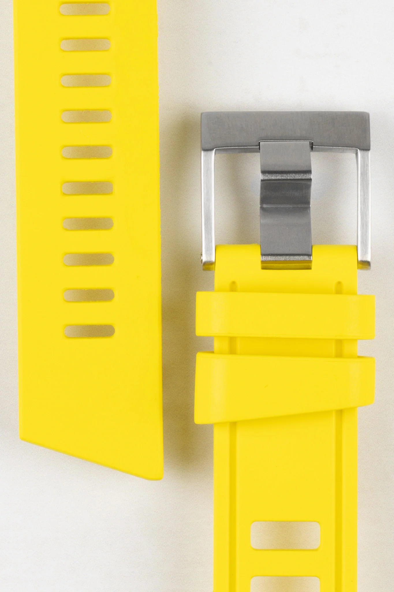 ISOfrane Rubber Dive Watch Strap in YELLOW - Image 5