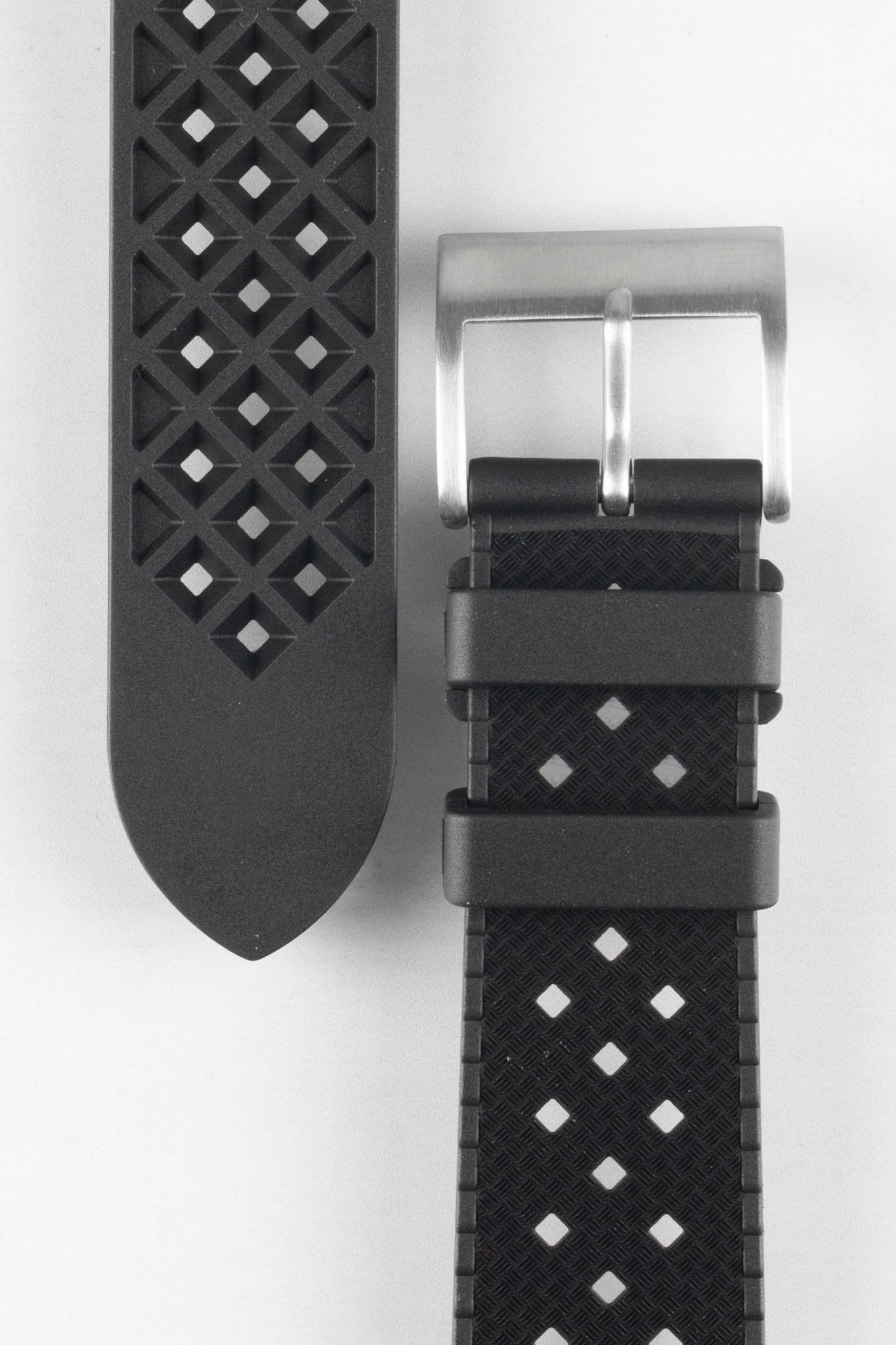 ISOSWISS WAFFLE Textured Rubber Diving Watch Strap in BLACK - Image 3