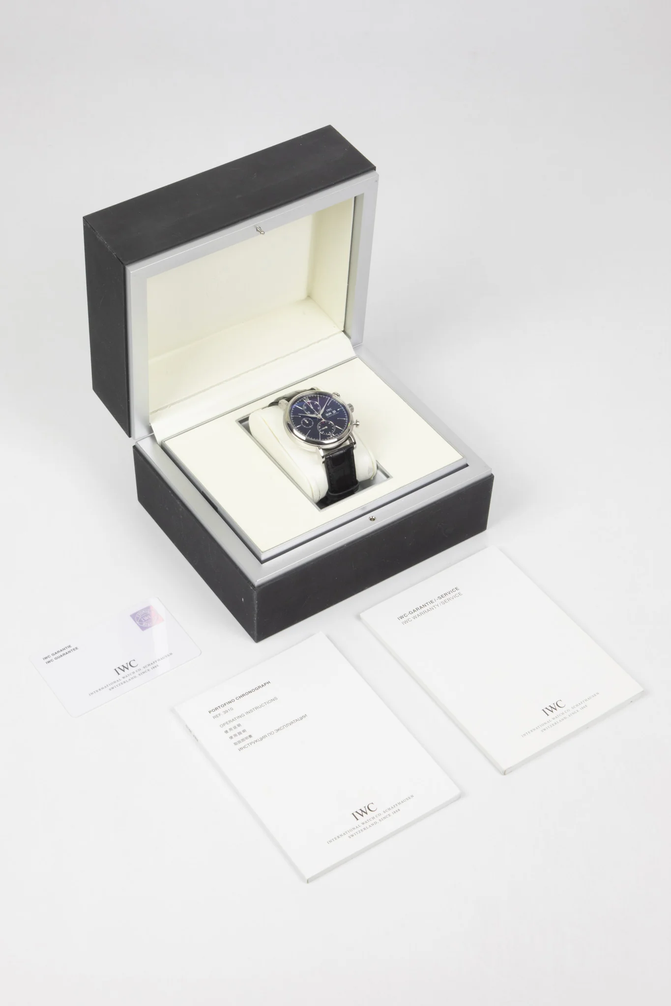 IWC IW391006 Portofino 42mm - Black - Image 9